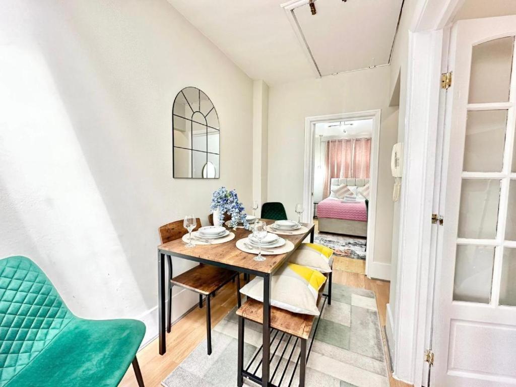 Hyde Park Comfortable Family * London