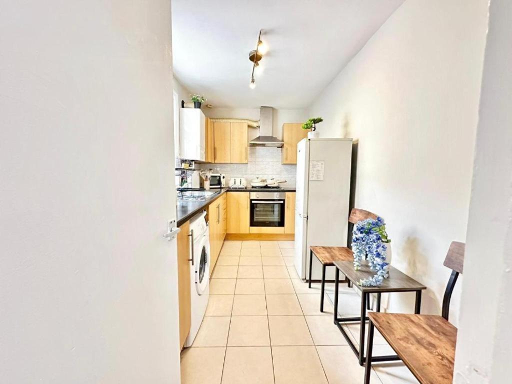 Hyde Park Comfortable Family Apartment London