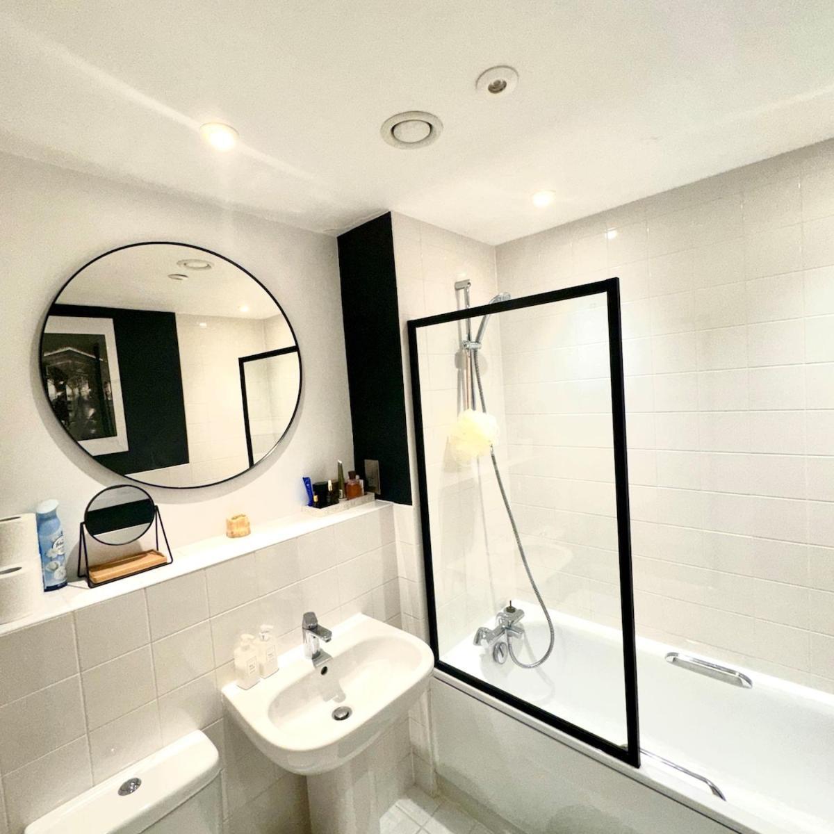 Apartment Flat London