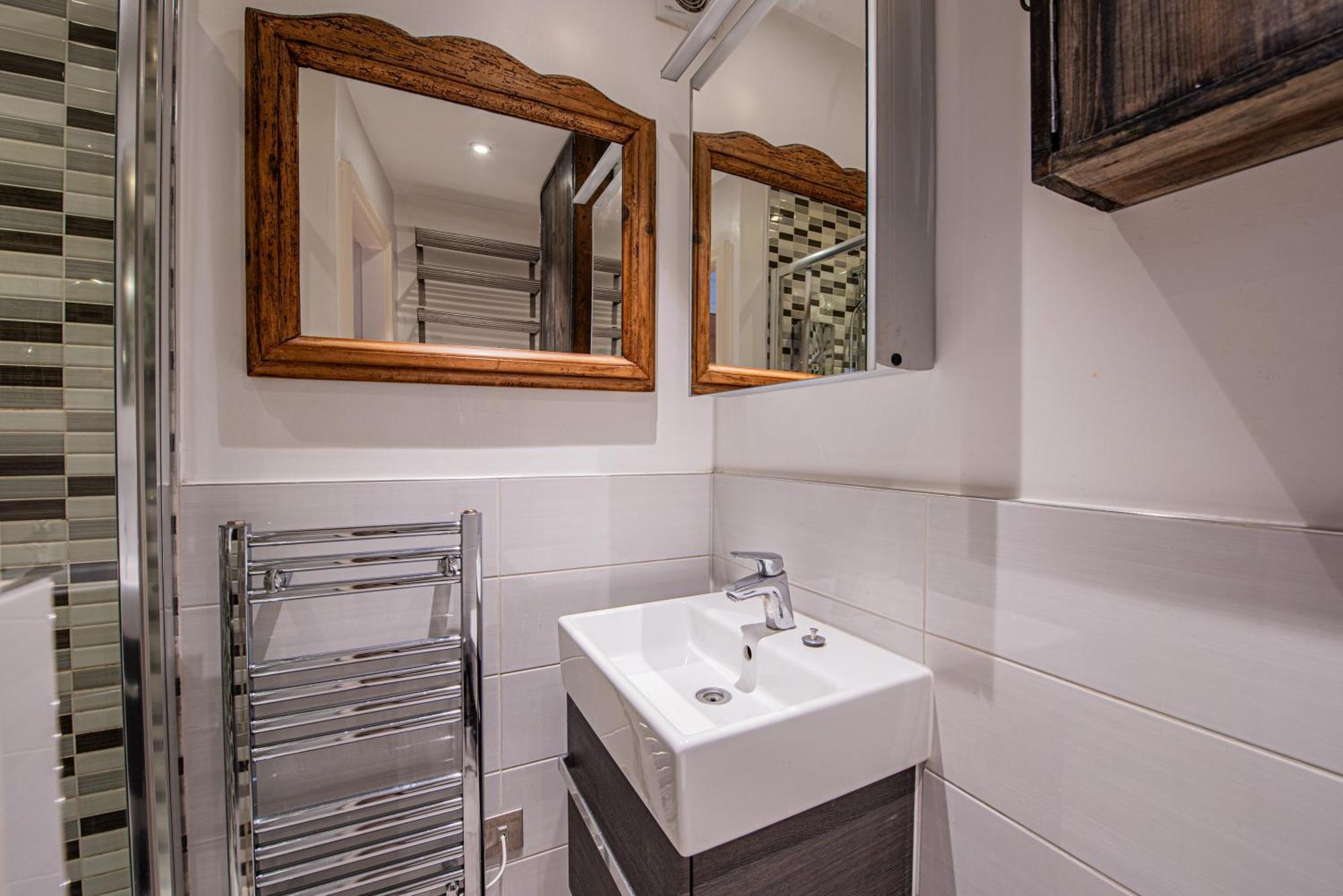 Stylish 1-bed Flat In Soho - Prime Appartement Londen