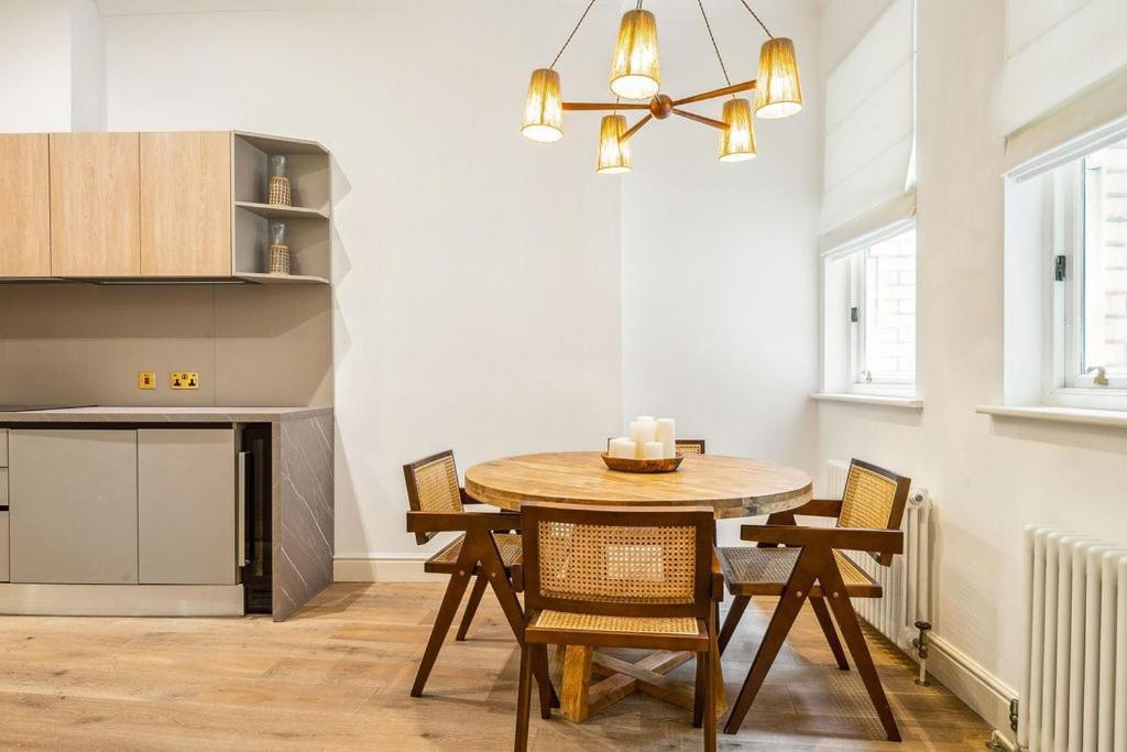 Appartement Luxury 2-bed Steps From Oxford Street
