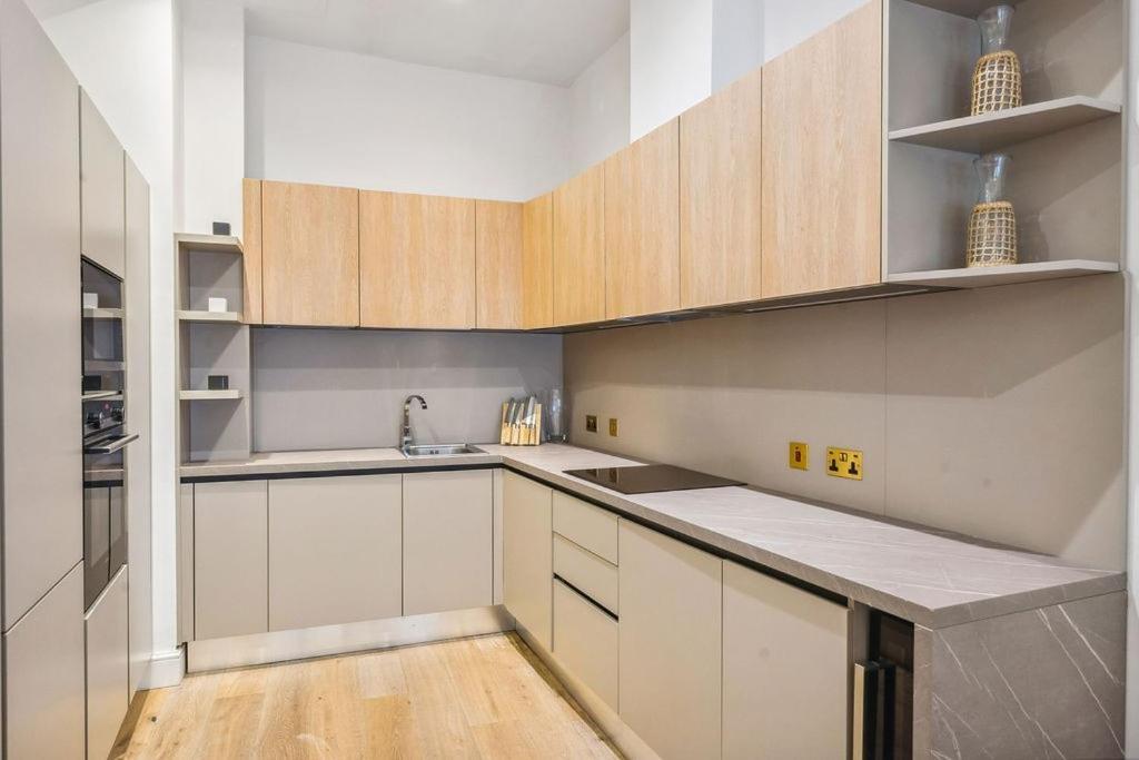 Appartement Luxury 2-bed Steps From Oxford Street *