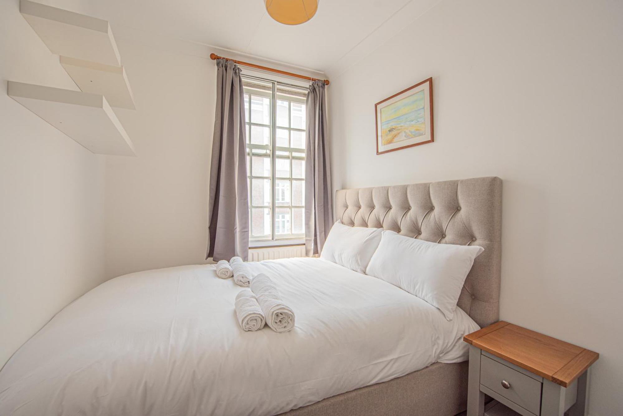 Stylish 3-bed In Prime Fulham Location * London