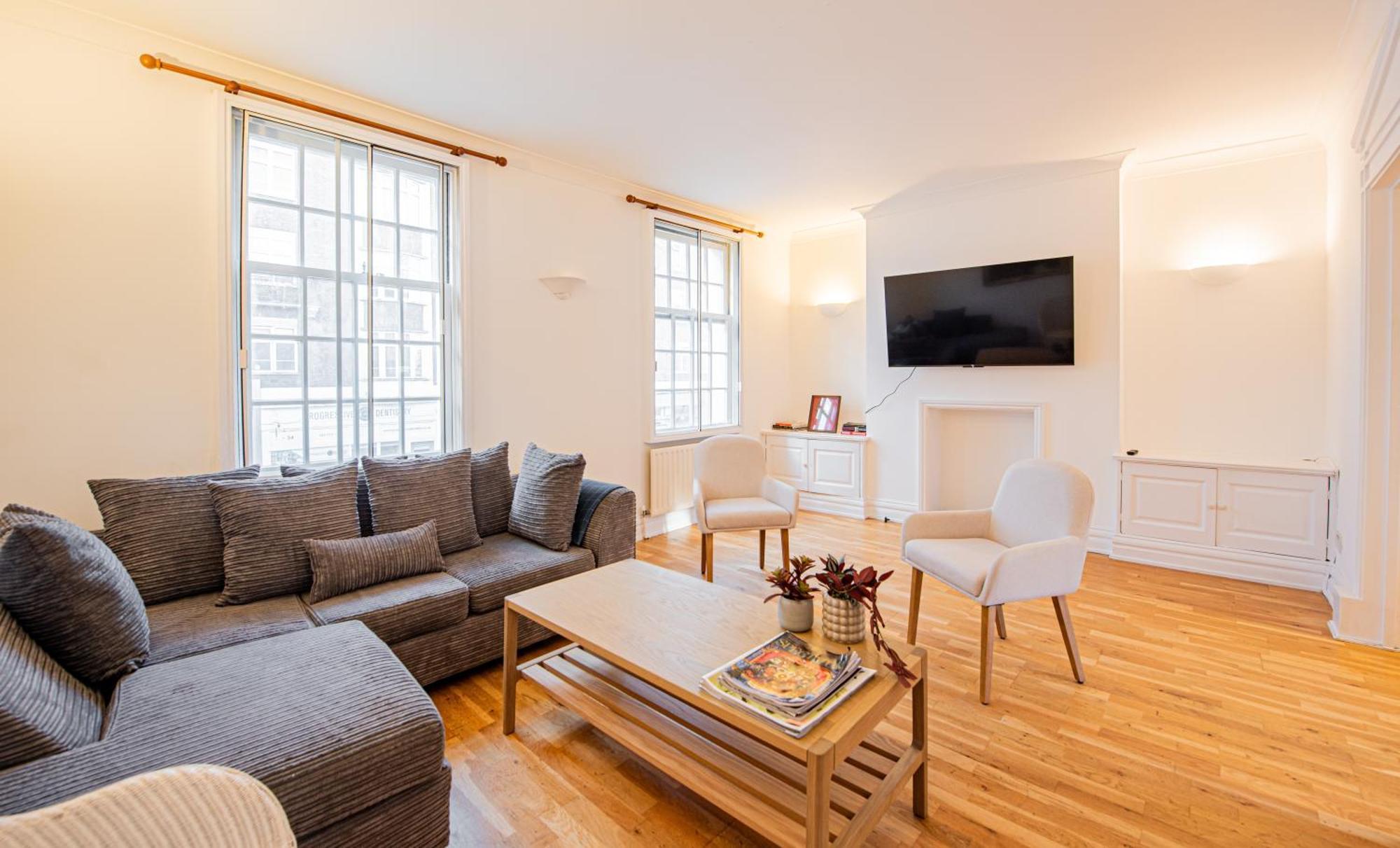 Stylish 3-bed In Prime Fulham Location