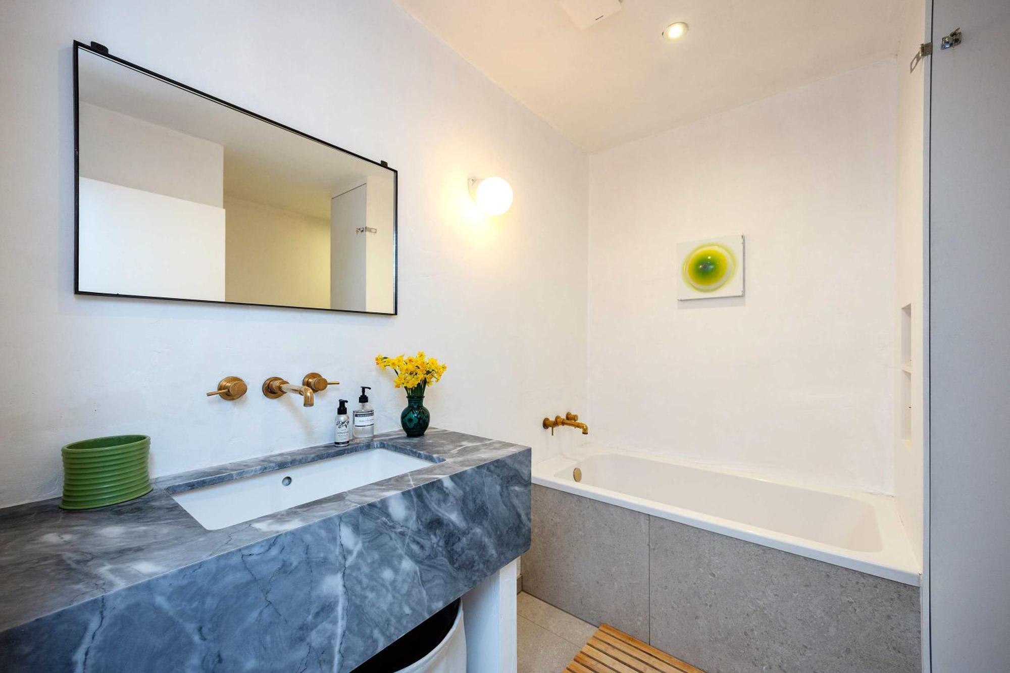 Veeve - The Hackney Loft Apartment
