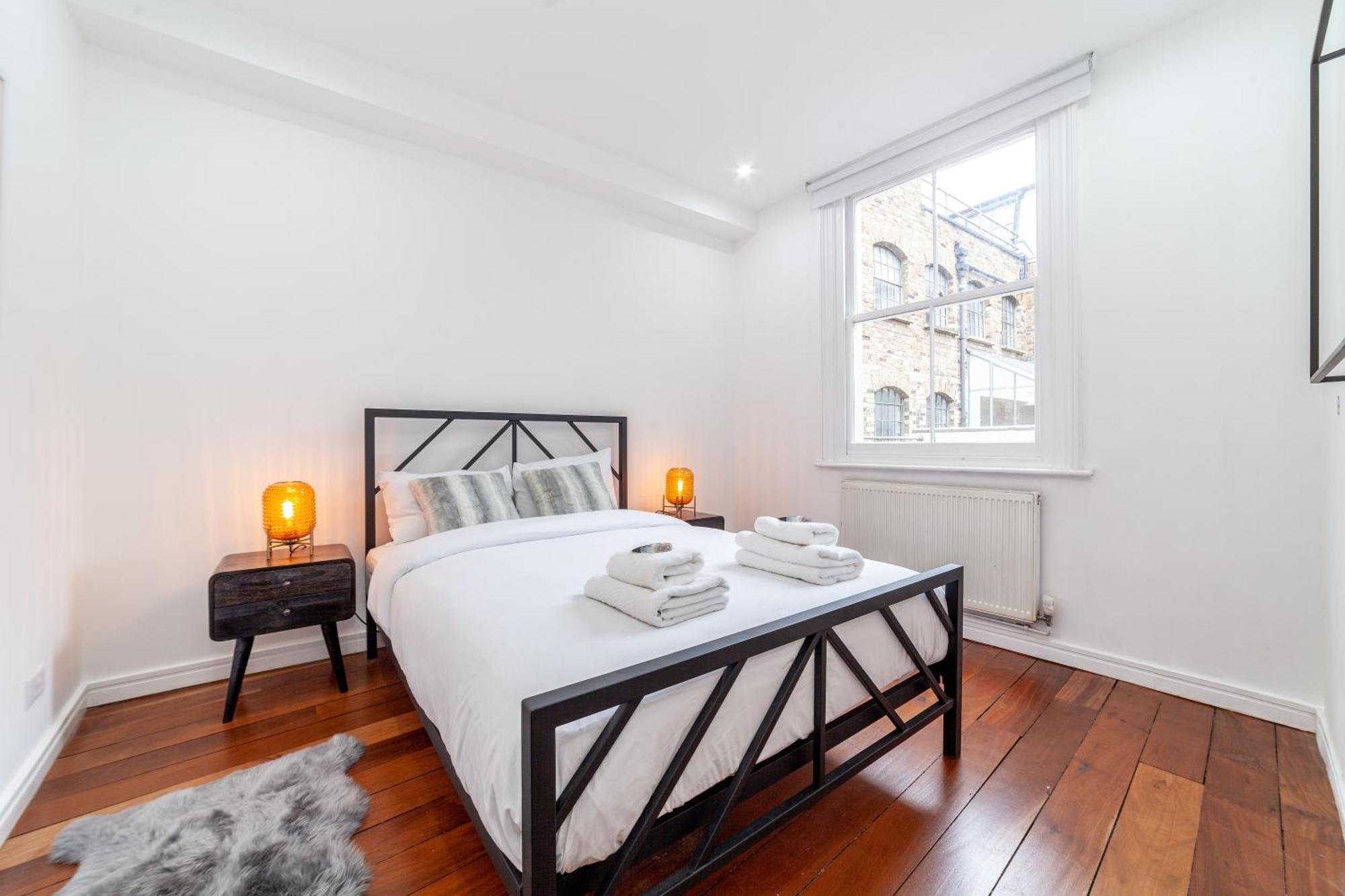 Penthouse 2br Duplex With Roof Terrace In Shoreditch * London