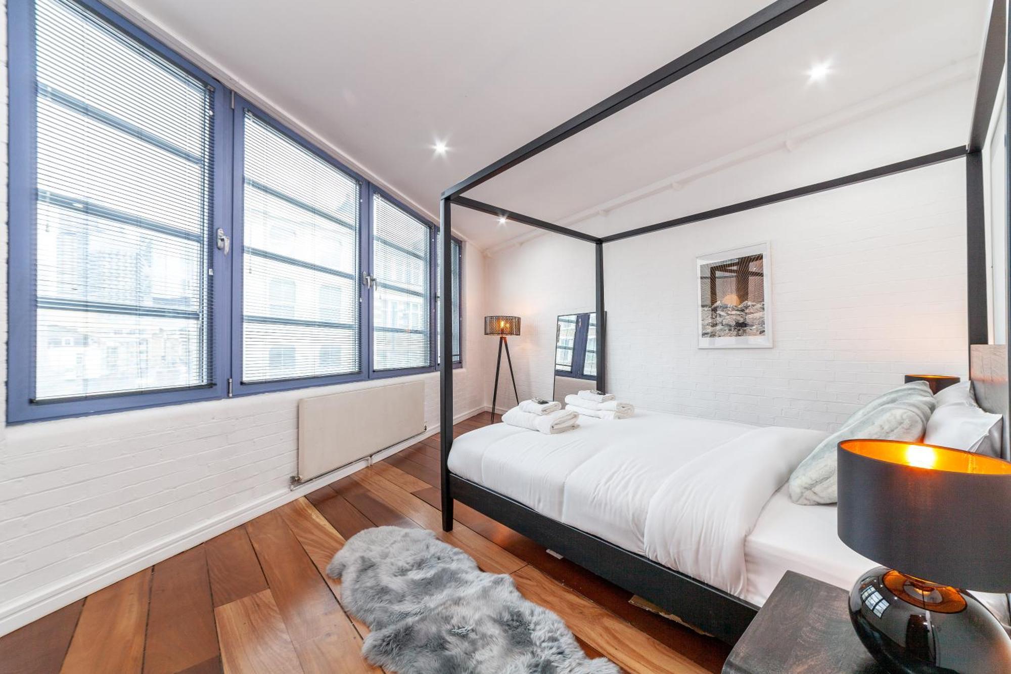 Penthouse 2br Duplex With Roof Terrace In Shoreditch Apartment