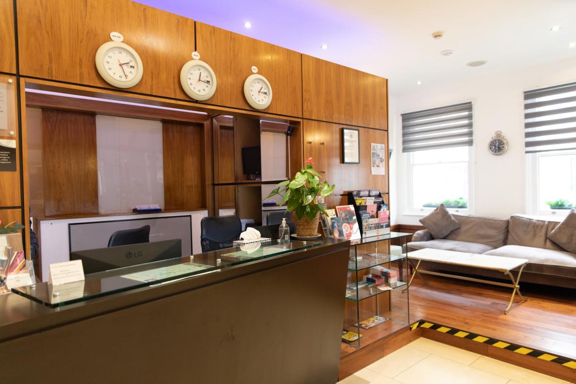 Duke Of Leinster Hotel London