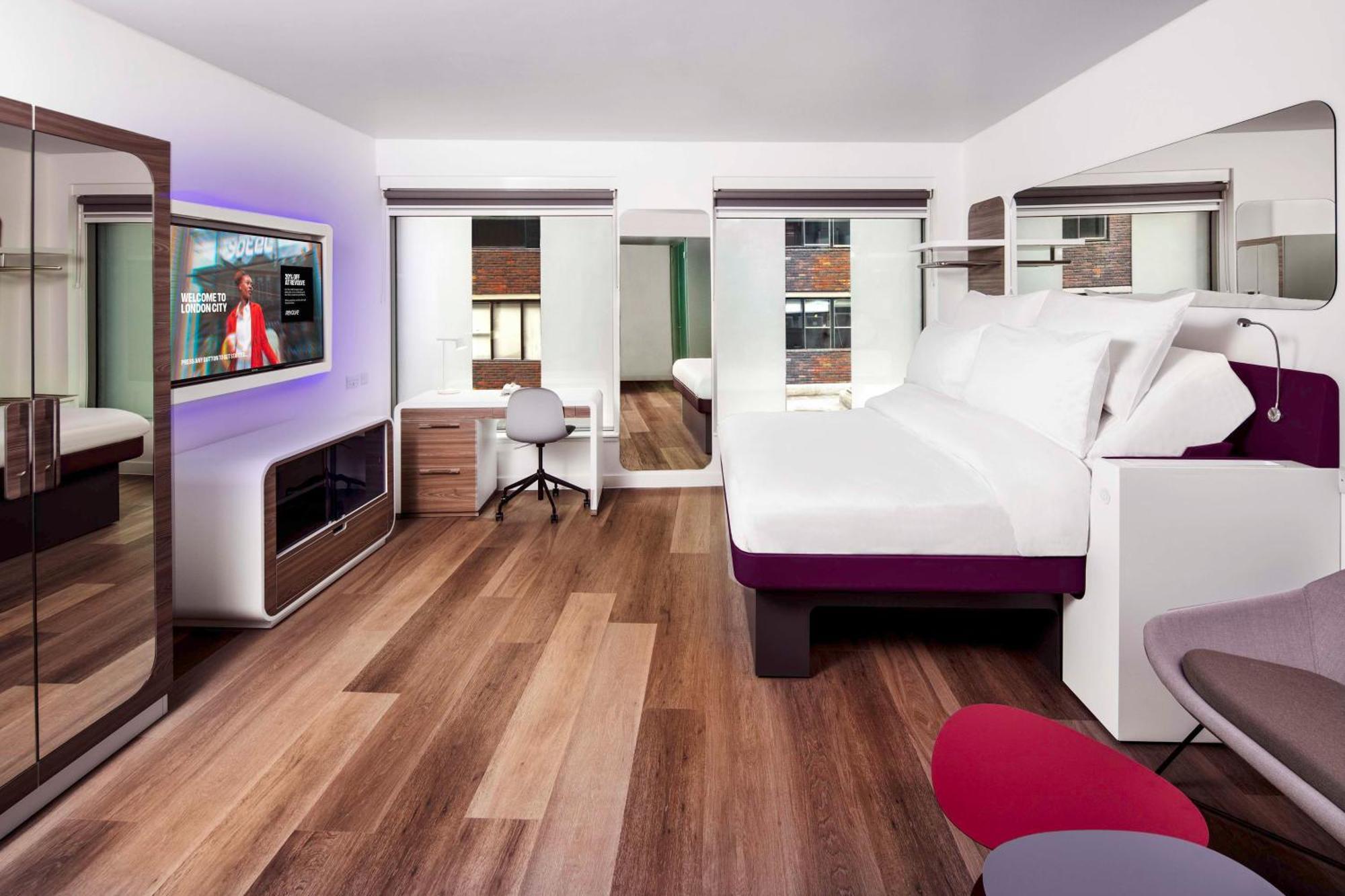 Hotel Yotel Clerkenwell, St Paul's