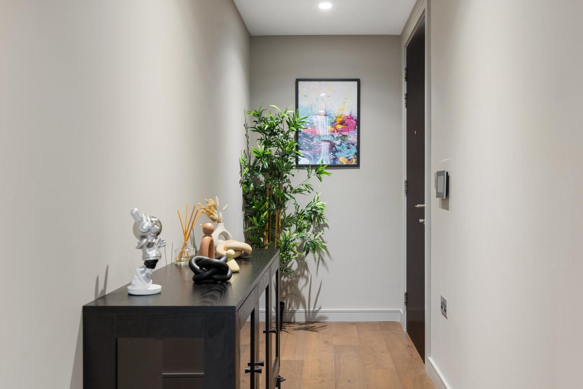 Shytower Apartment *
