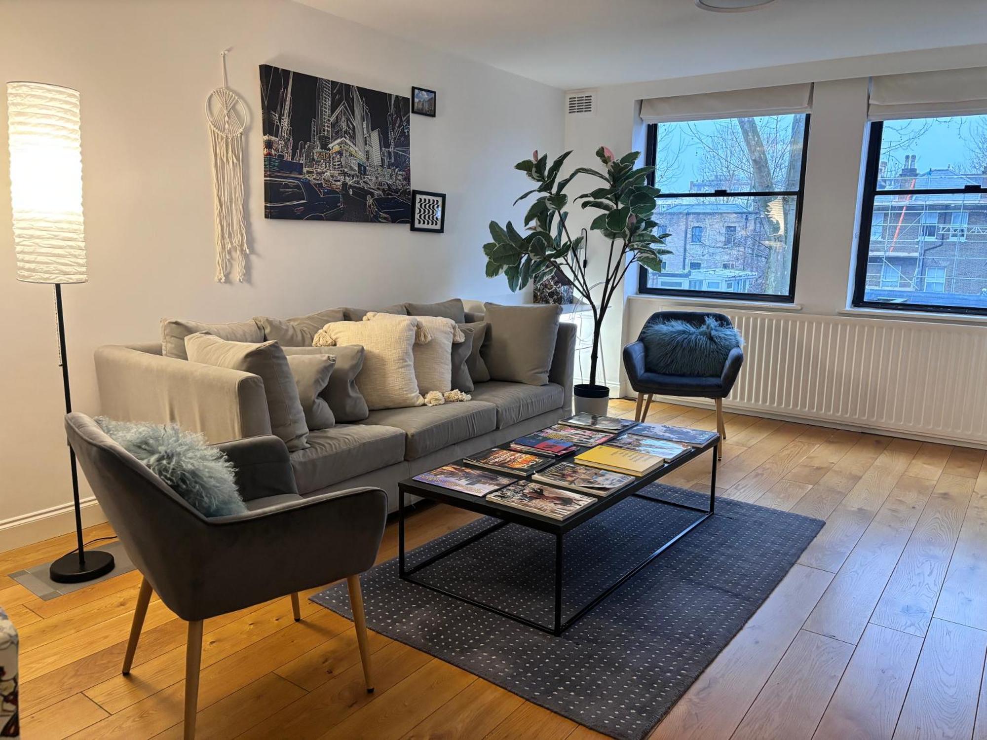 Hyde Park,3 Min Walk,family Home! 2 Bedrooms & 2 Bathrooms Apartment! Fantastic Location Apartment London