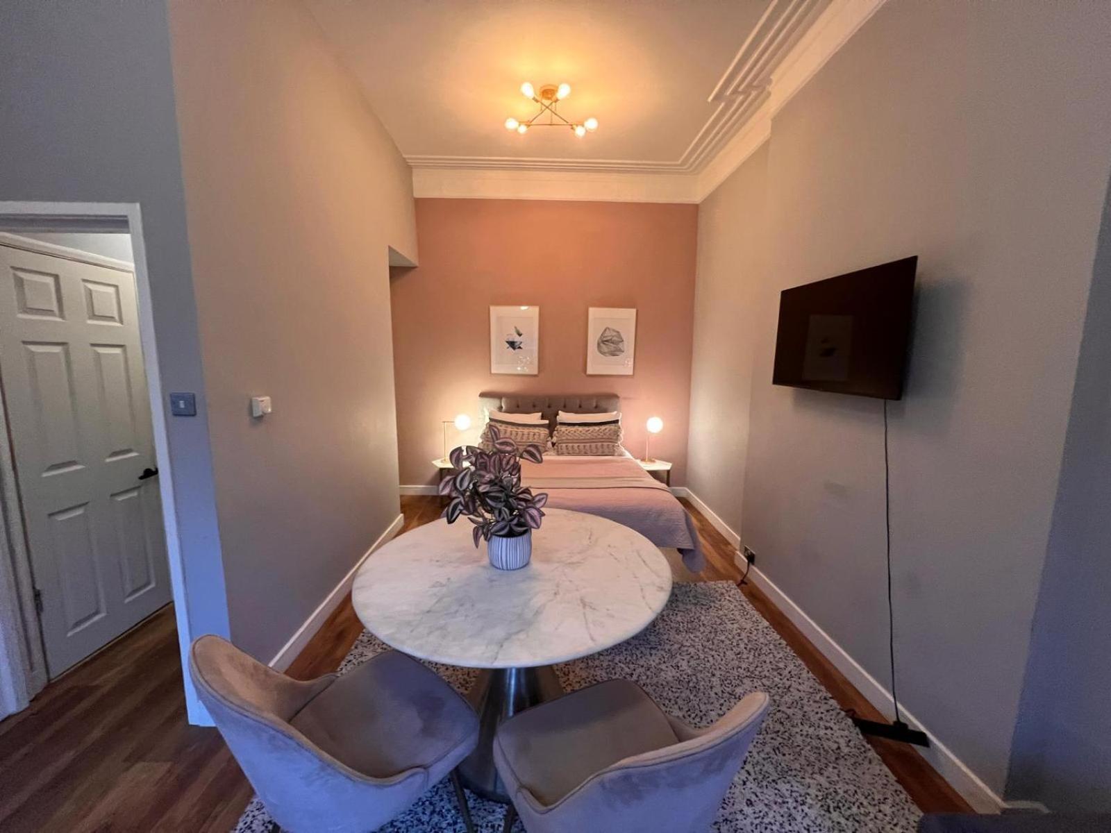 Leilighet Stylish For 3 Near Regents Park N4 *