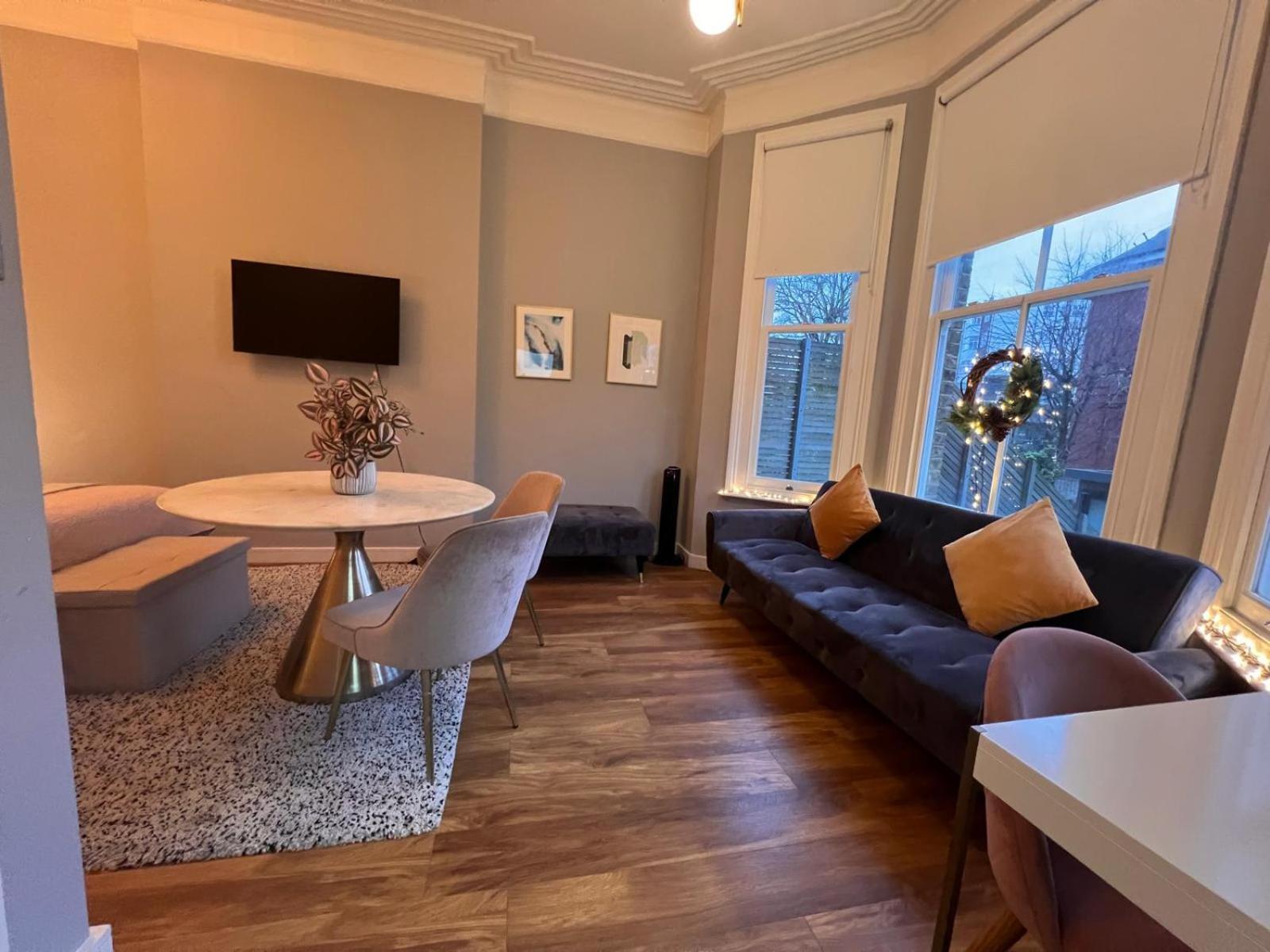 Stylish For 3 Near Regents Park N4 Londen