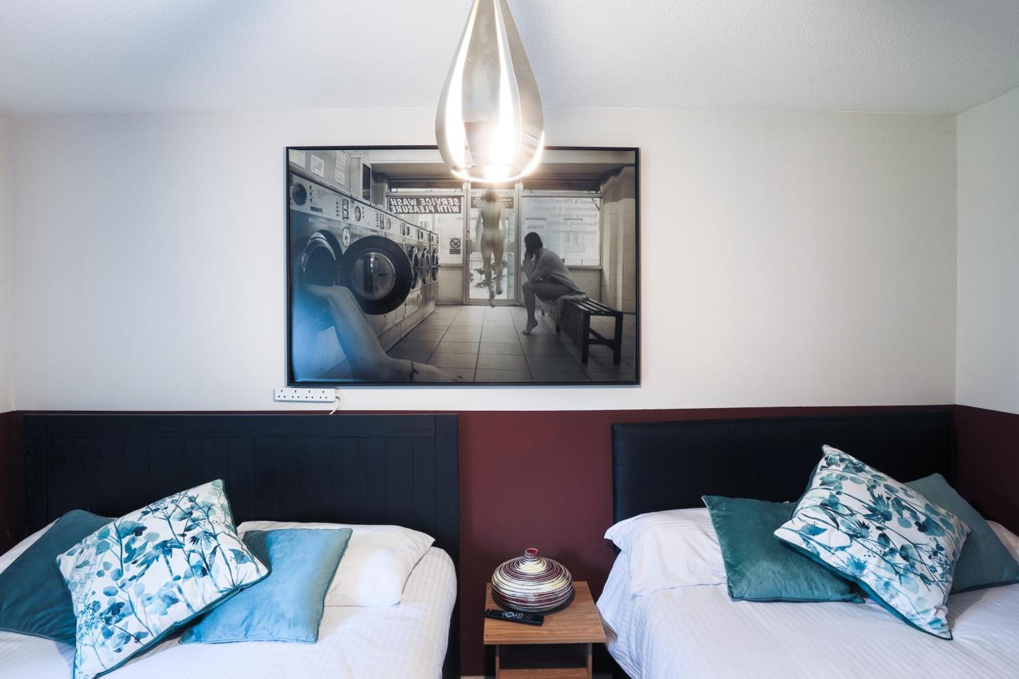 Apartment 20 Percent Off -Promo Genius Offers-Citycenter Londonbridge Apartment With Parking-Wifi-Sleeps7-4Beds-Netflix-Family!