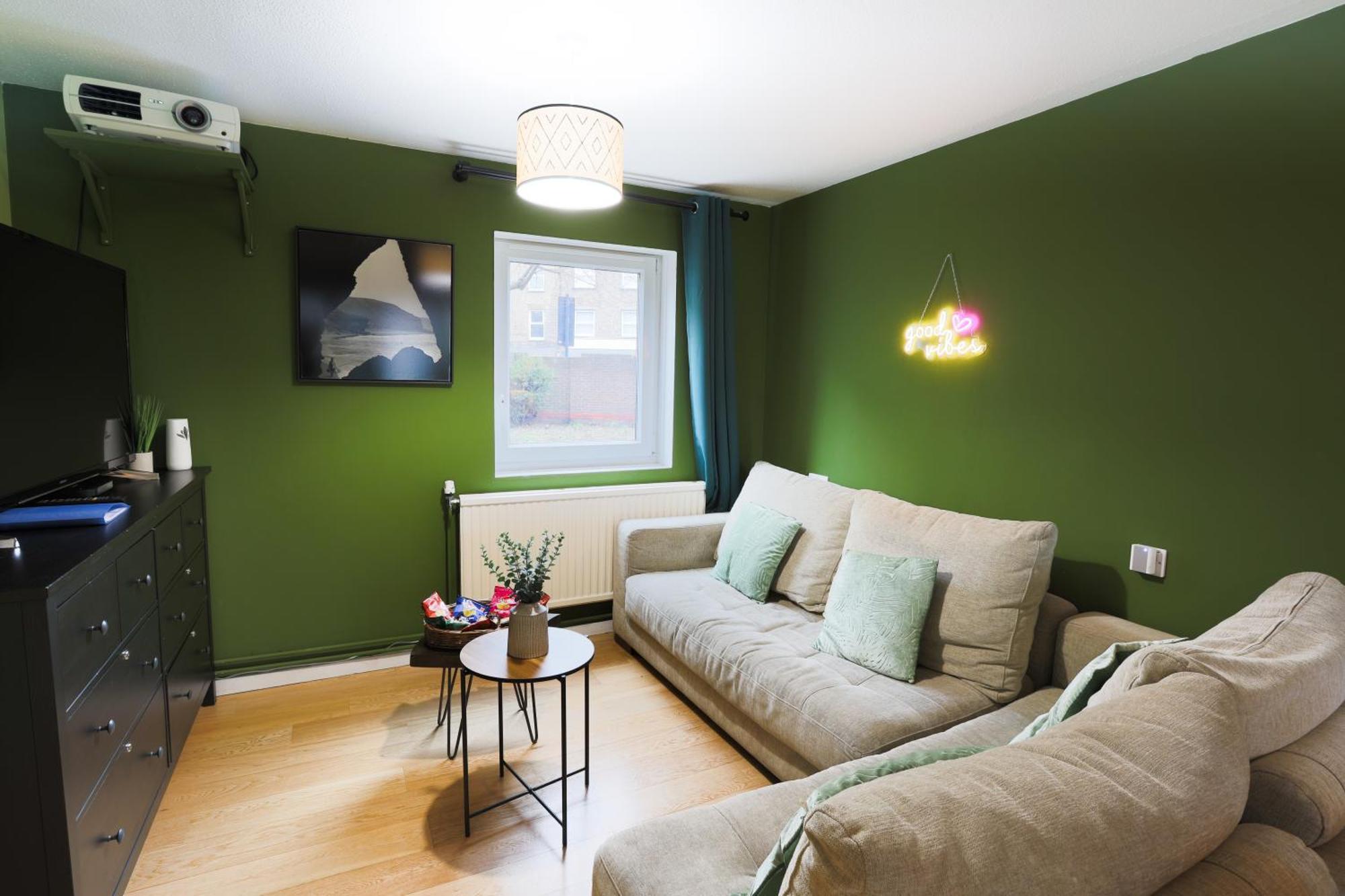 20 Percent Off -Promo Genius Offers-Citycenter Londonbridge Apartment With Parking-Wifi-Sleeps7-4Beds-Netflix-Family! Apartment London
