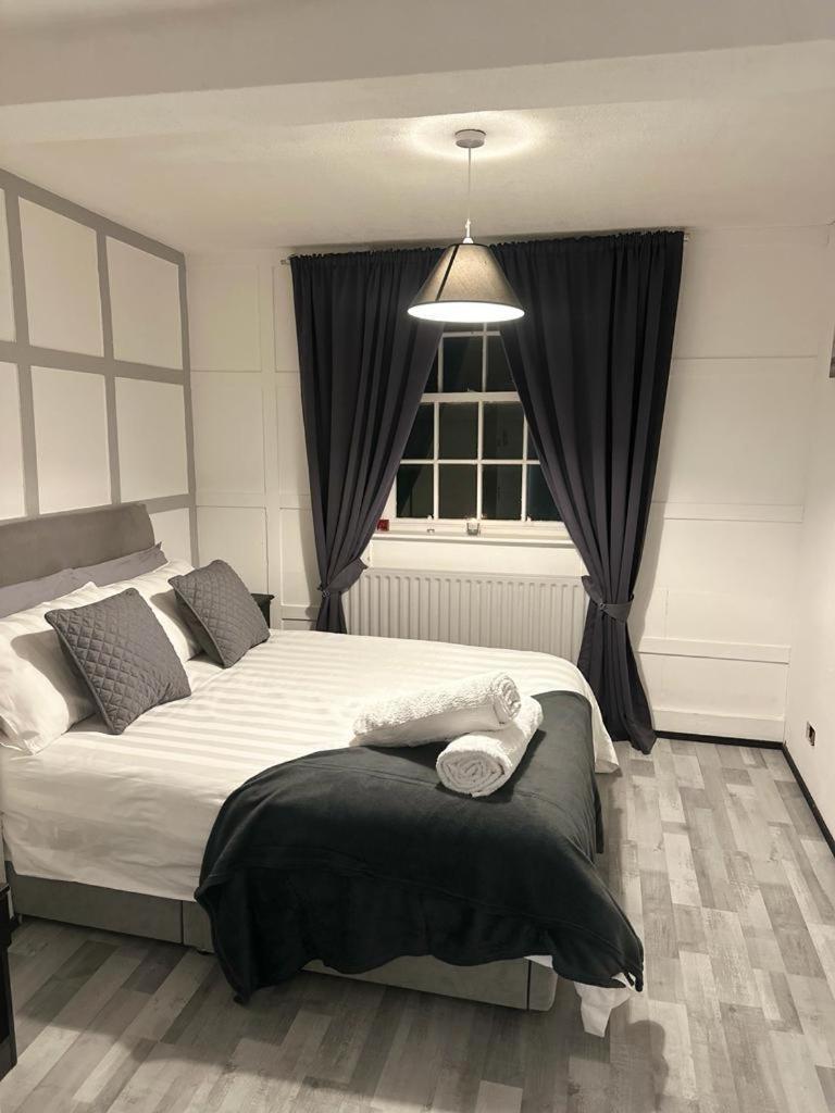 Perfectly Located, Cozy Double In Of Habitación en casa particular Londres