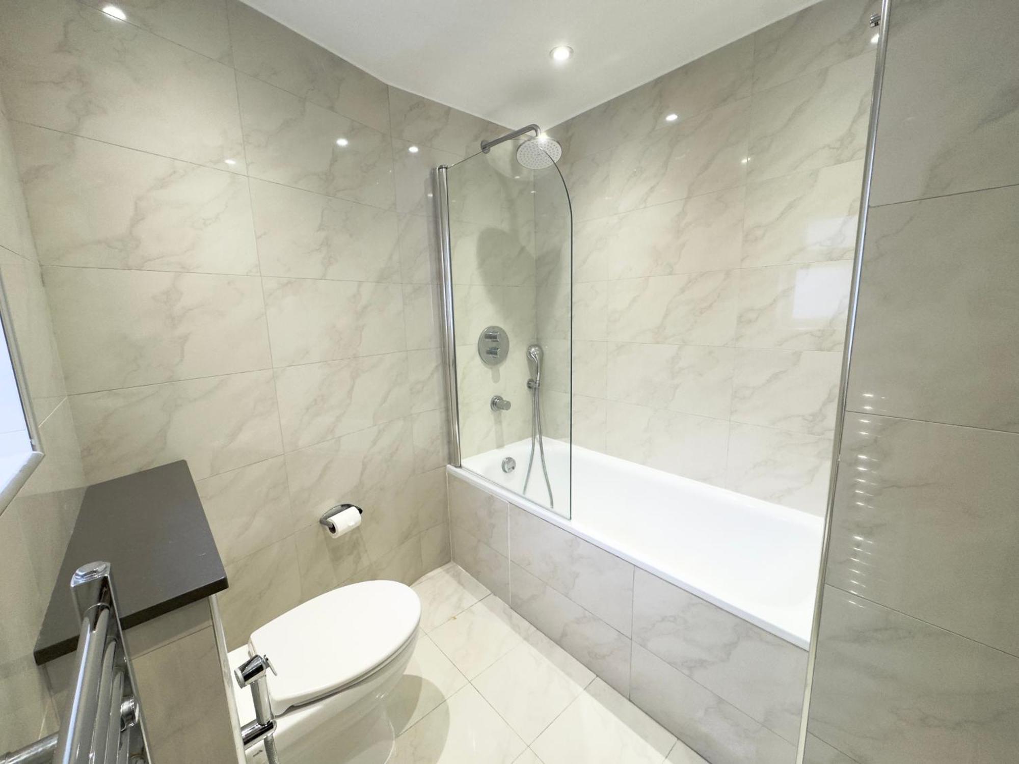 Hollycroft Apartment London