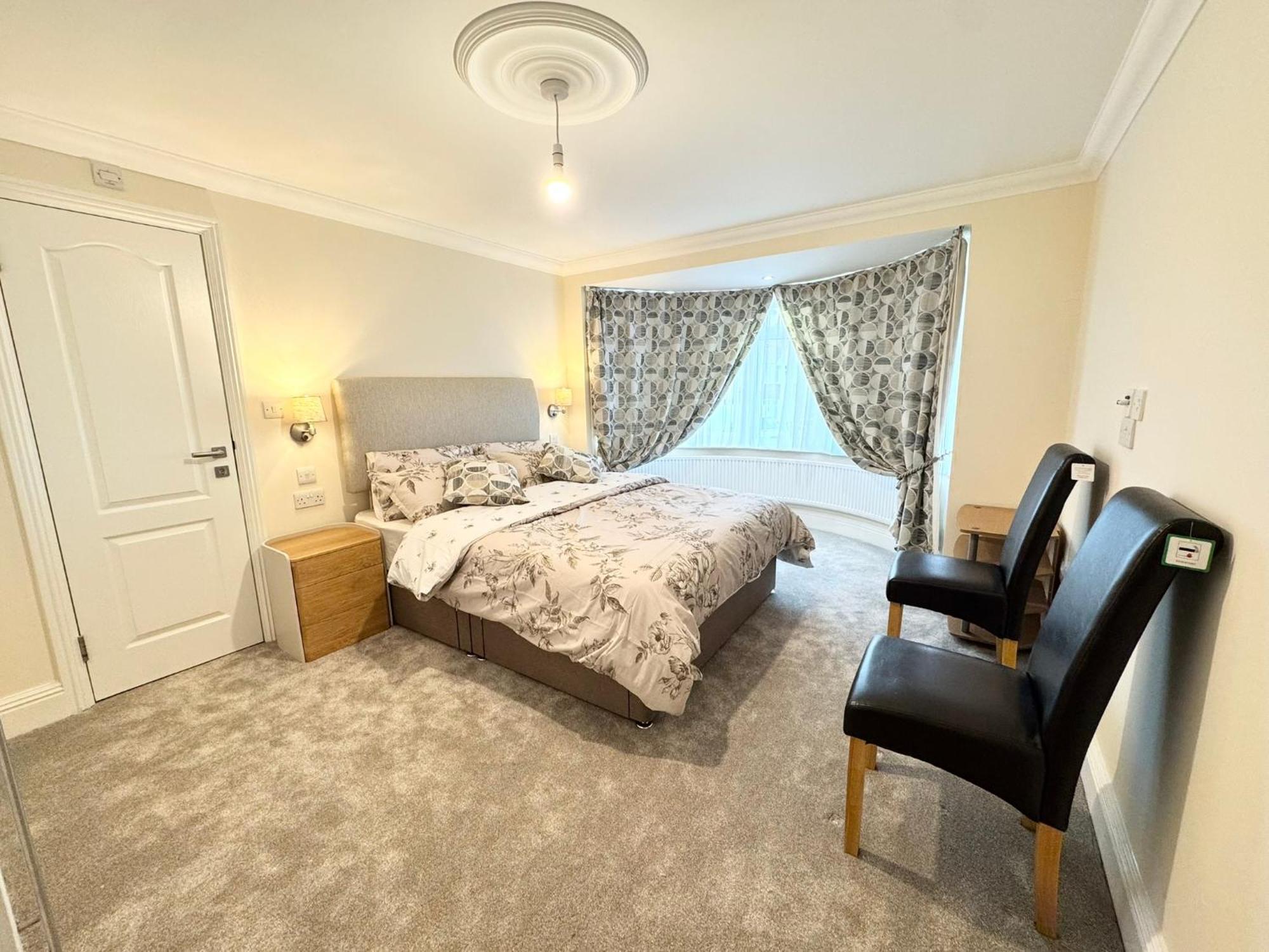 Hollycroft Apartment London