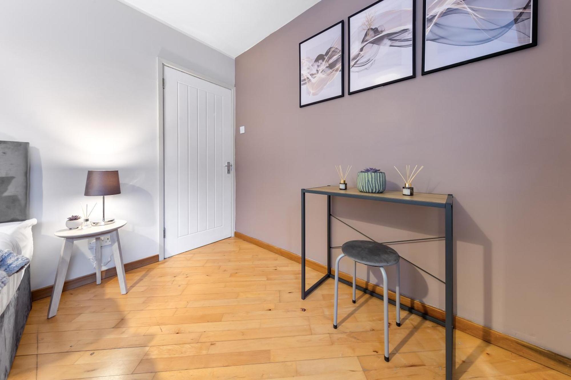 Apartment Luxe - Sleeps 6 - Putney & Stamford Bridge *