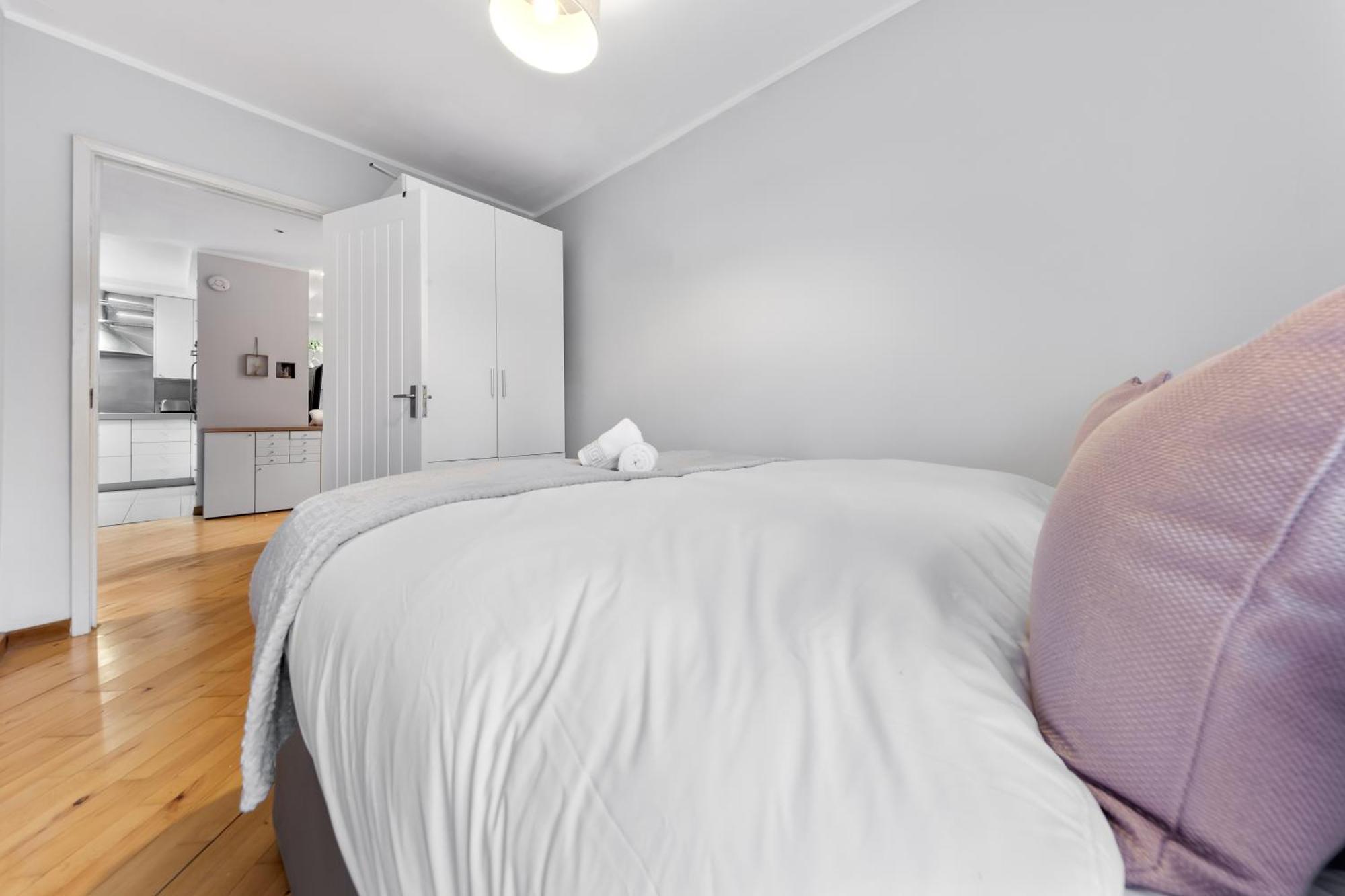 Luxe - Sleeps 6 - Putney & Stamford Bridge Apartment London