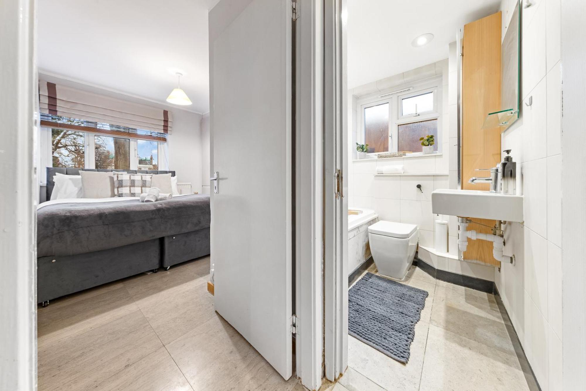 Luxe - Sleeps 6 - Putney & Stamford Bridge Apartment