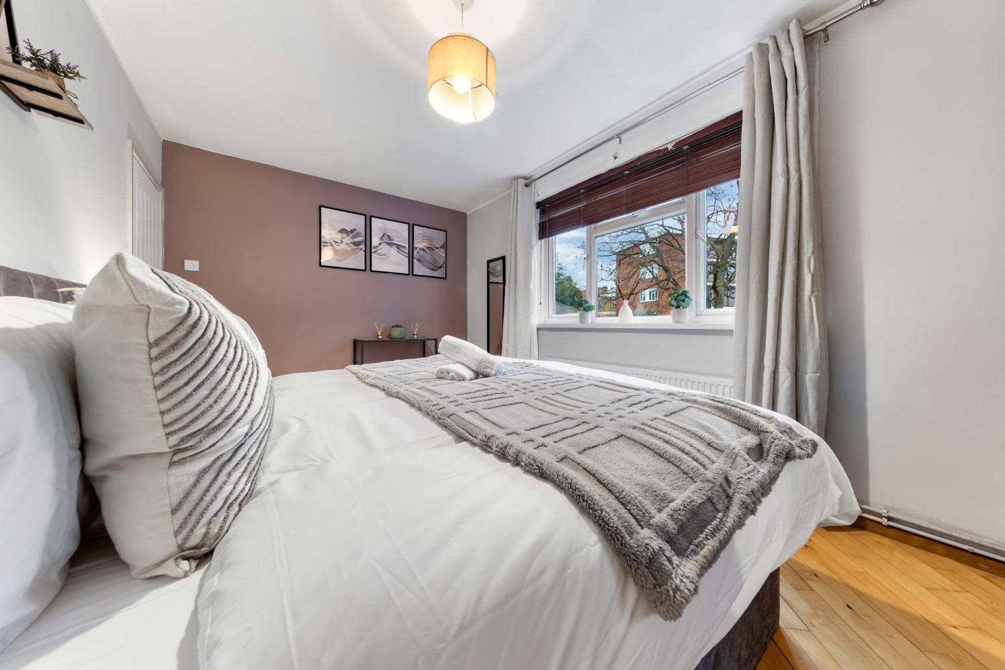 Luxe - Sleeps 6 - Putney & Stamford Bridge Apartment London