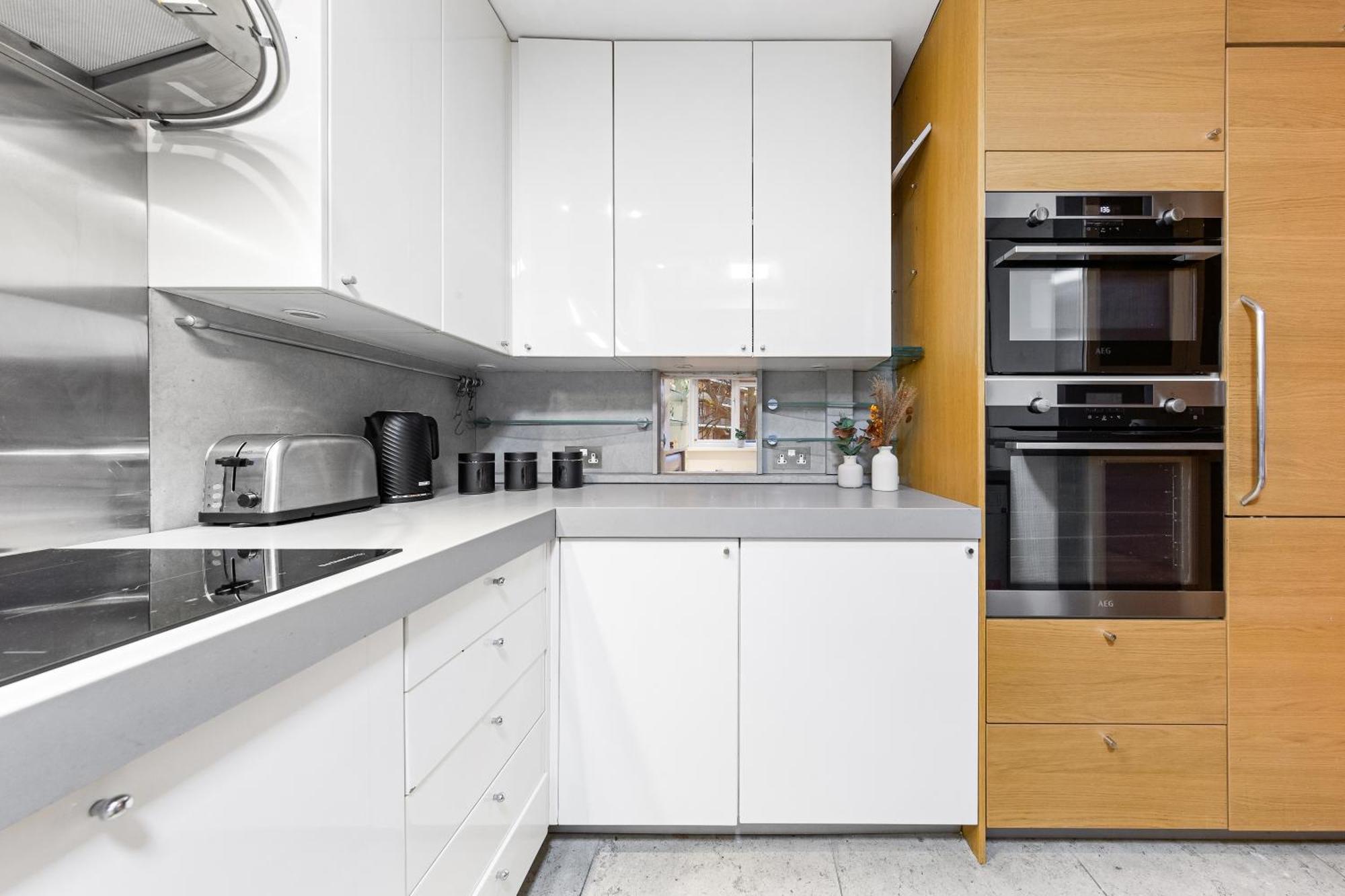 Luxe - Sleeps 6 - Putney & Stamford Bridge Apartment London