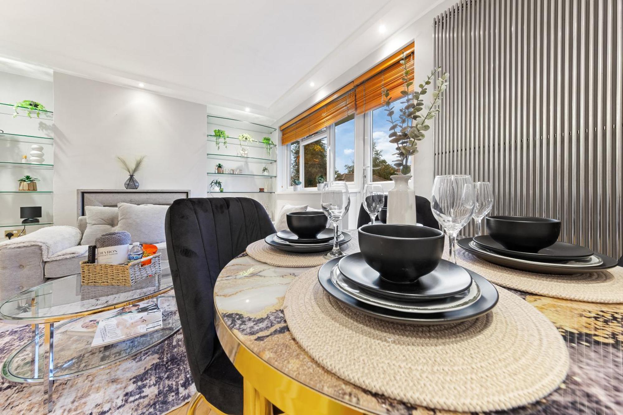 Luxe - Sleeps 6 - Putney & Stamford Bridge * London