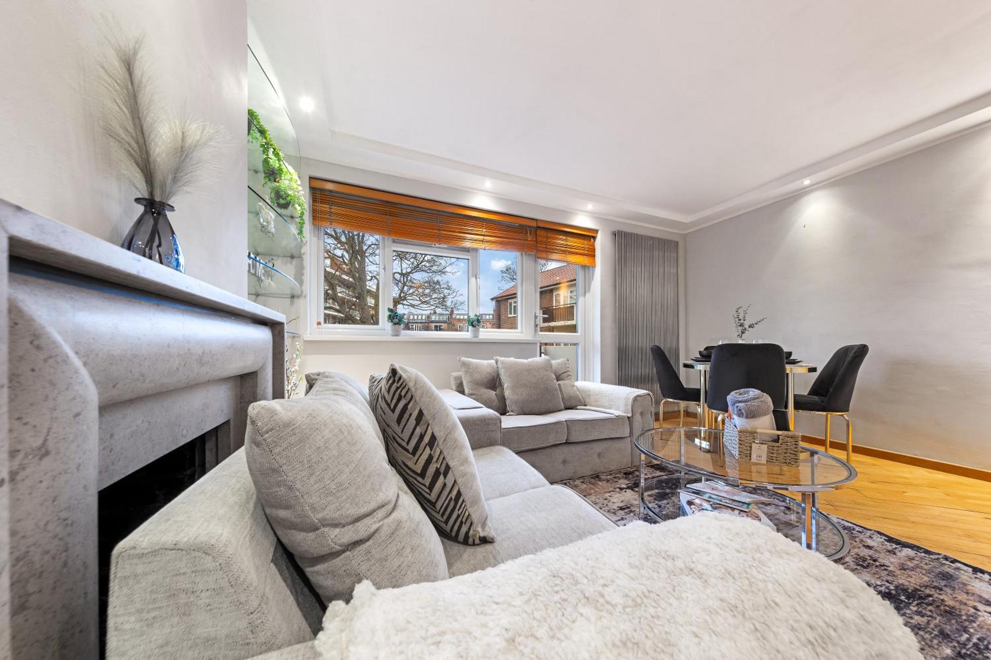 Luxe - Sleeps 6 - Putney & Stamford Bridge *