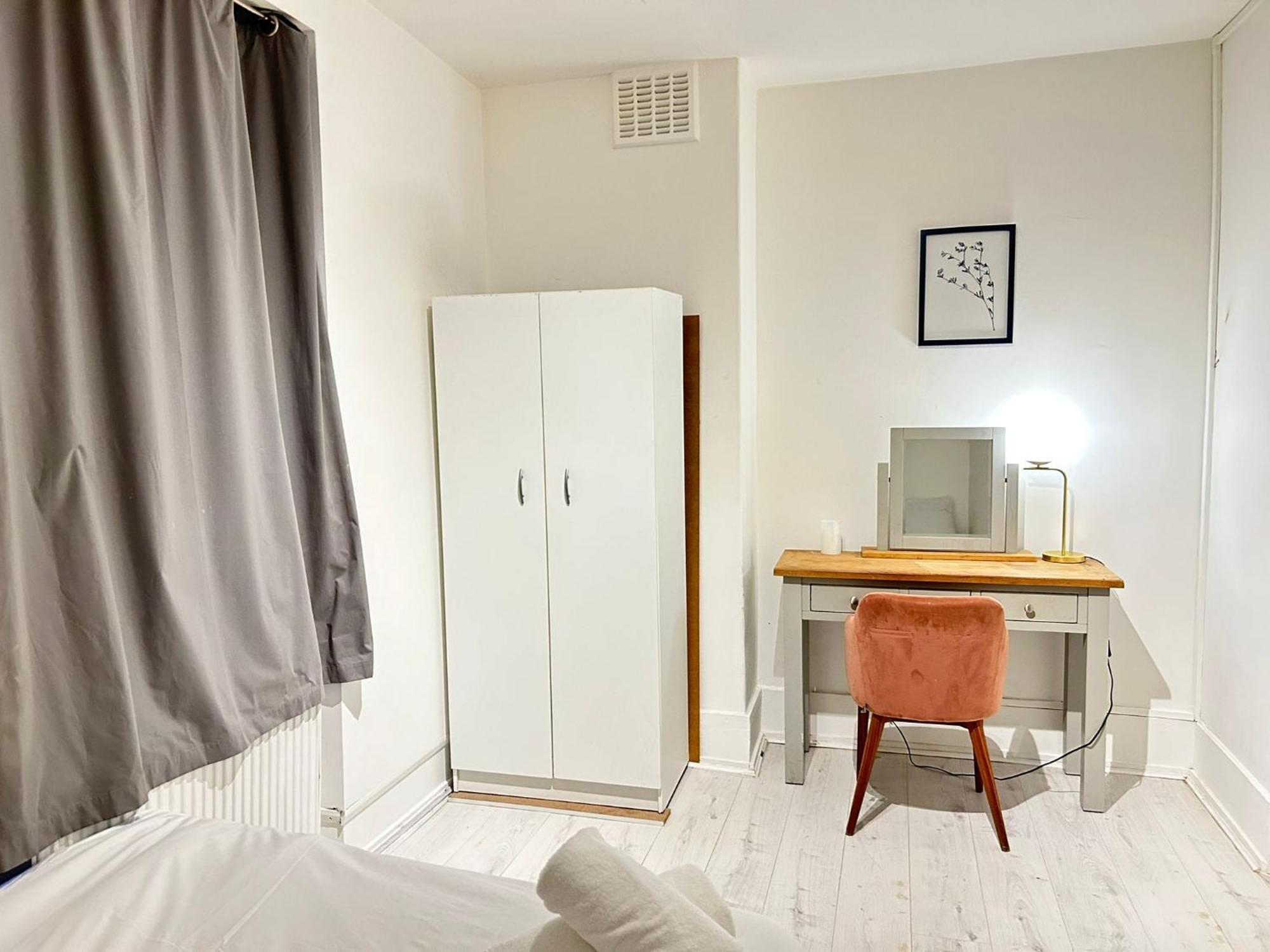 Apartamento Ground Floor One Bedroom Flat Londres