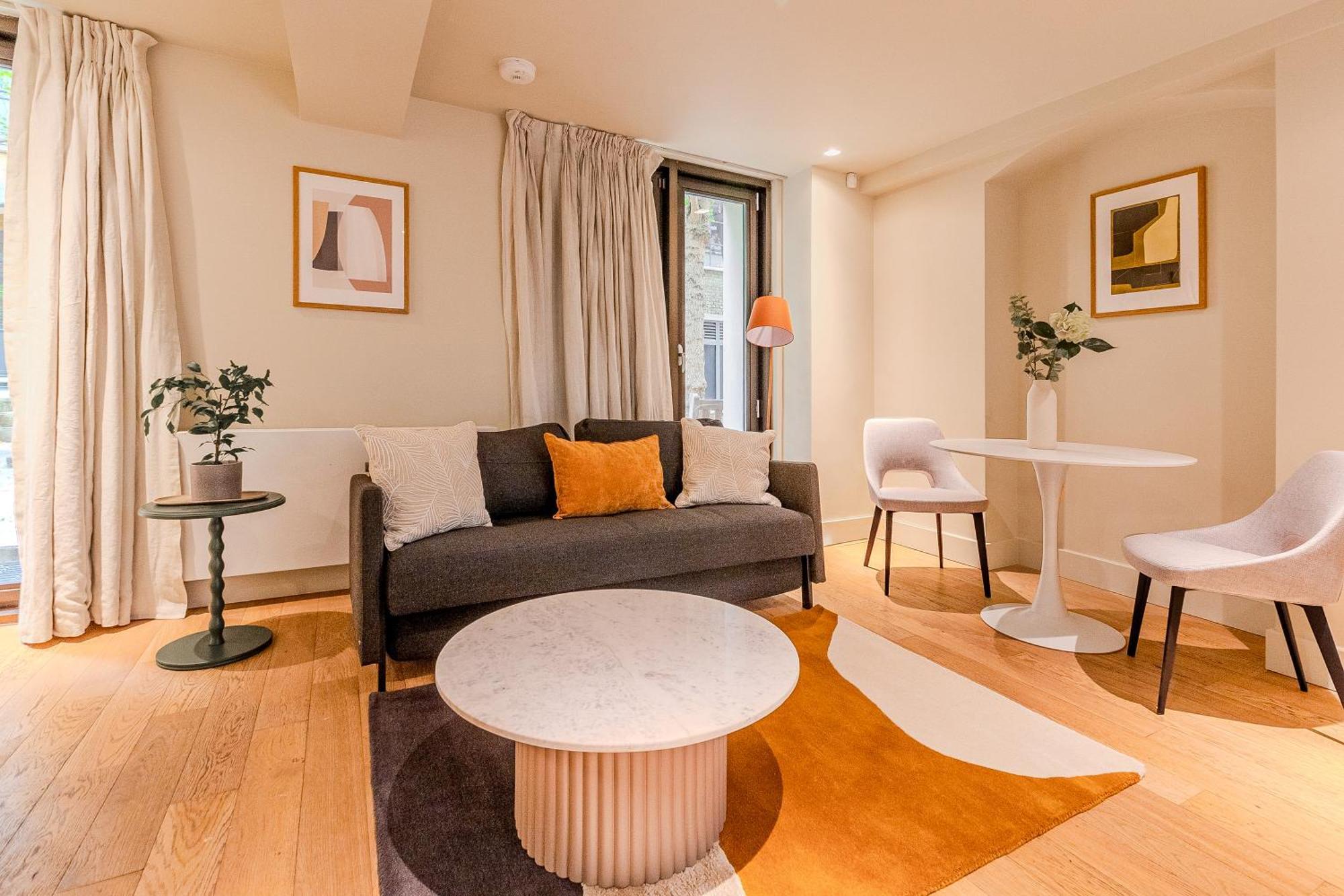 Modern 1br Duplex, 3 Min Blackfriars St! * London