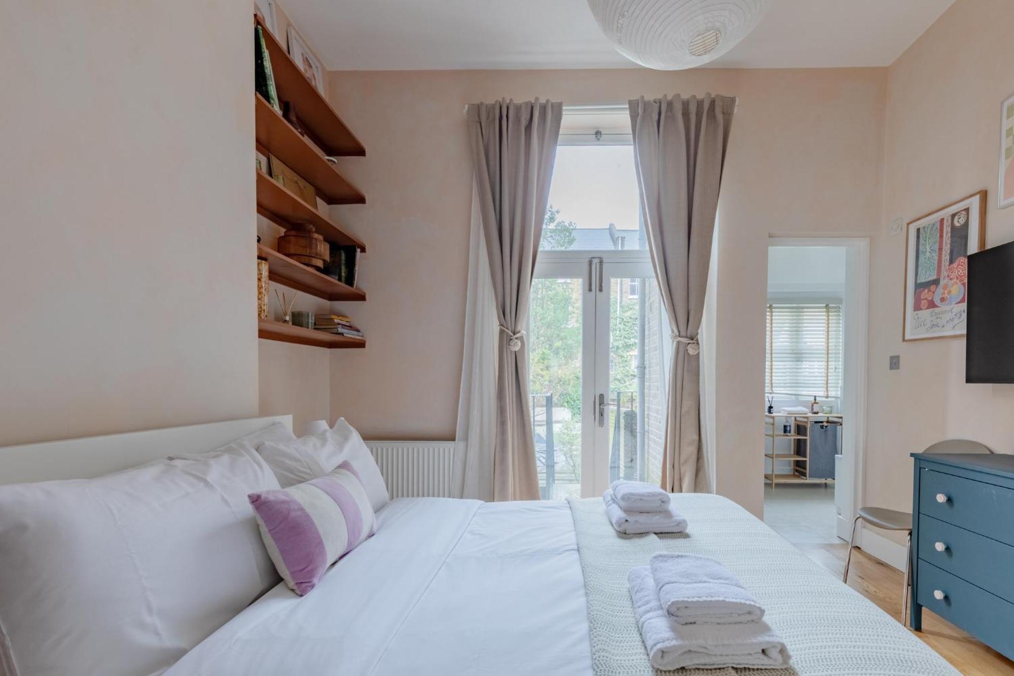 Calming 1bd Flat With Garden Ladbroke Grove * London