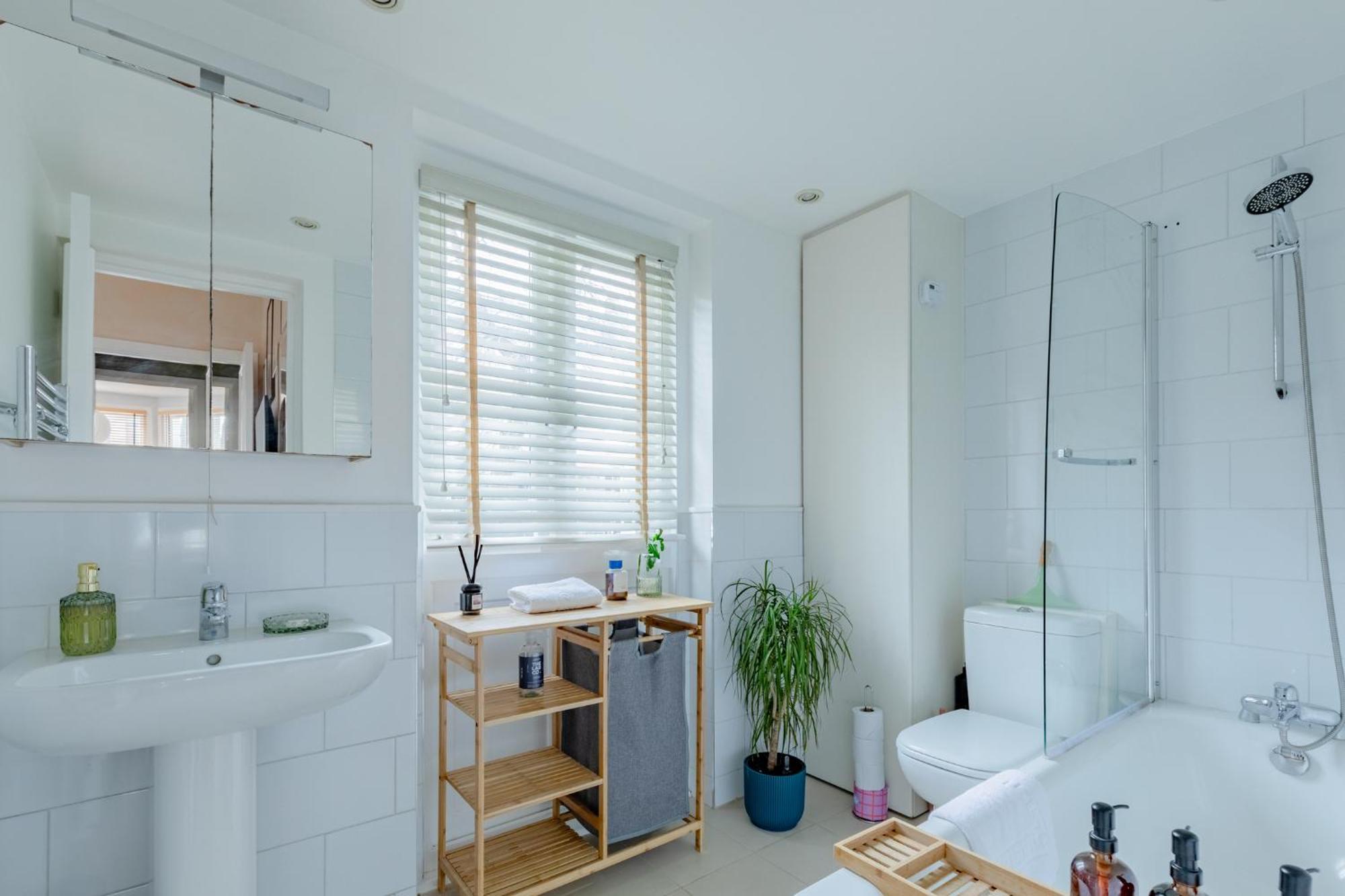 Apartment Calming 1bd Flat With Garden Ladbroke Grove