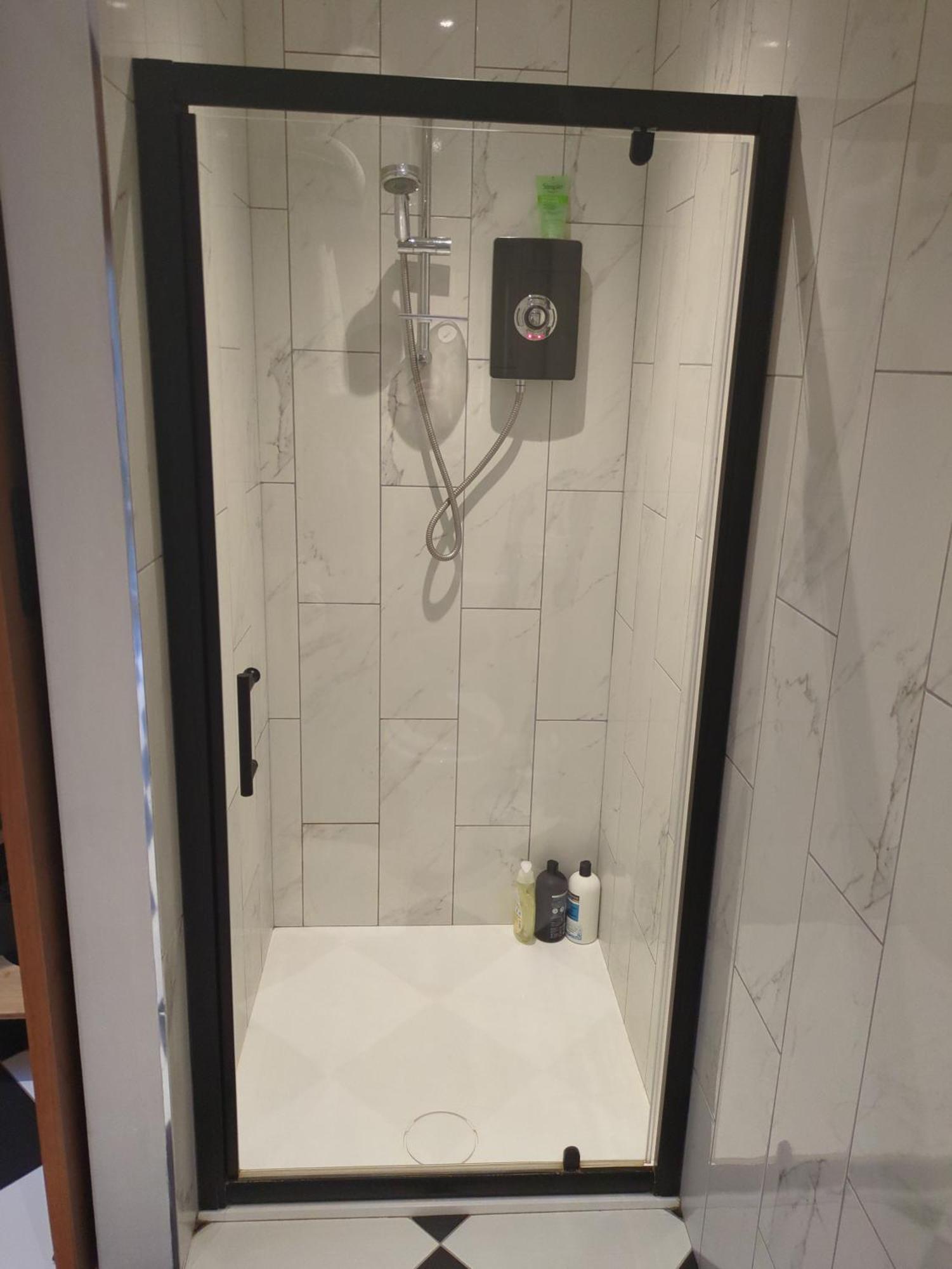 Bed & Breakfast Spacious Canary Wharf Free Parking