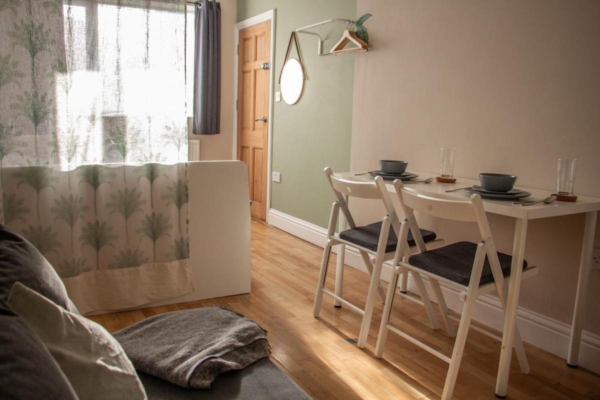 Comfy Wembley Apartment