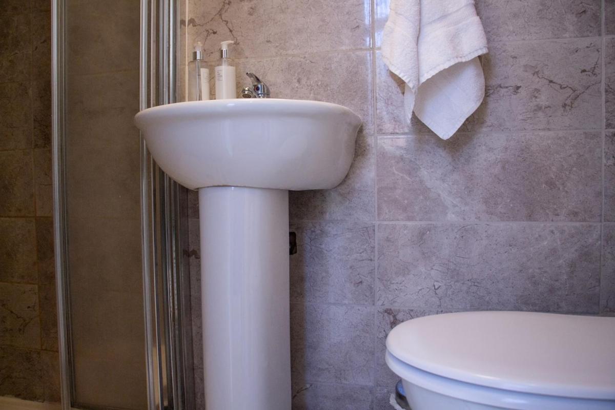 Comfy Wembley Apartment London