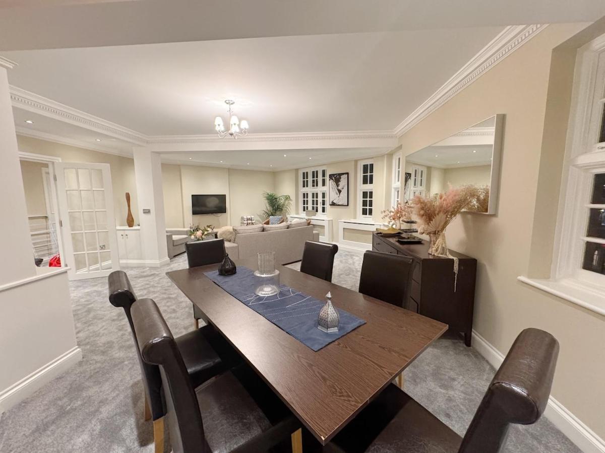 Spacious Penthouse Near Baker St * London