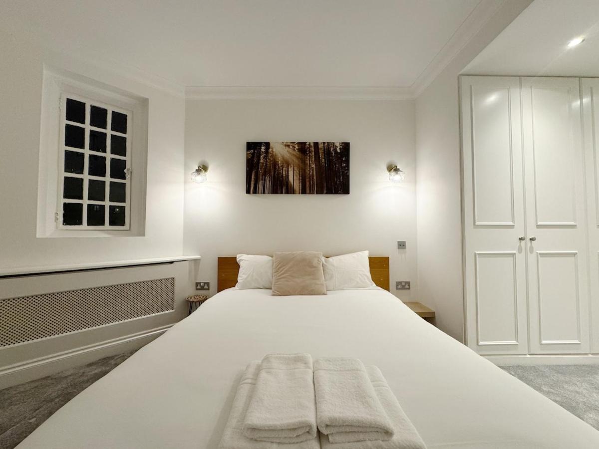 Spacious Penthouse Near Baker St * London