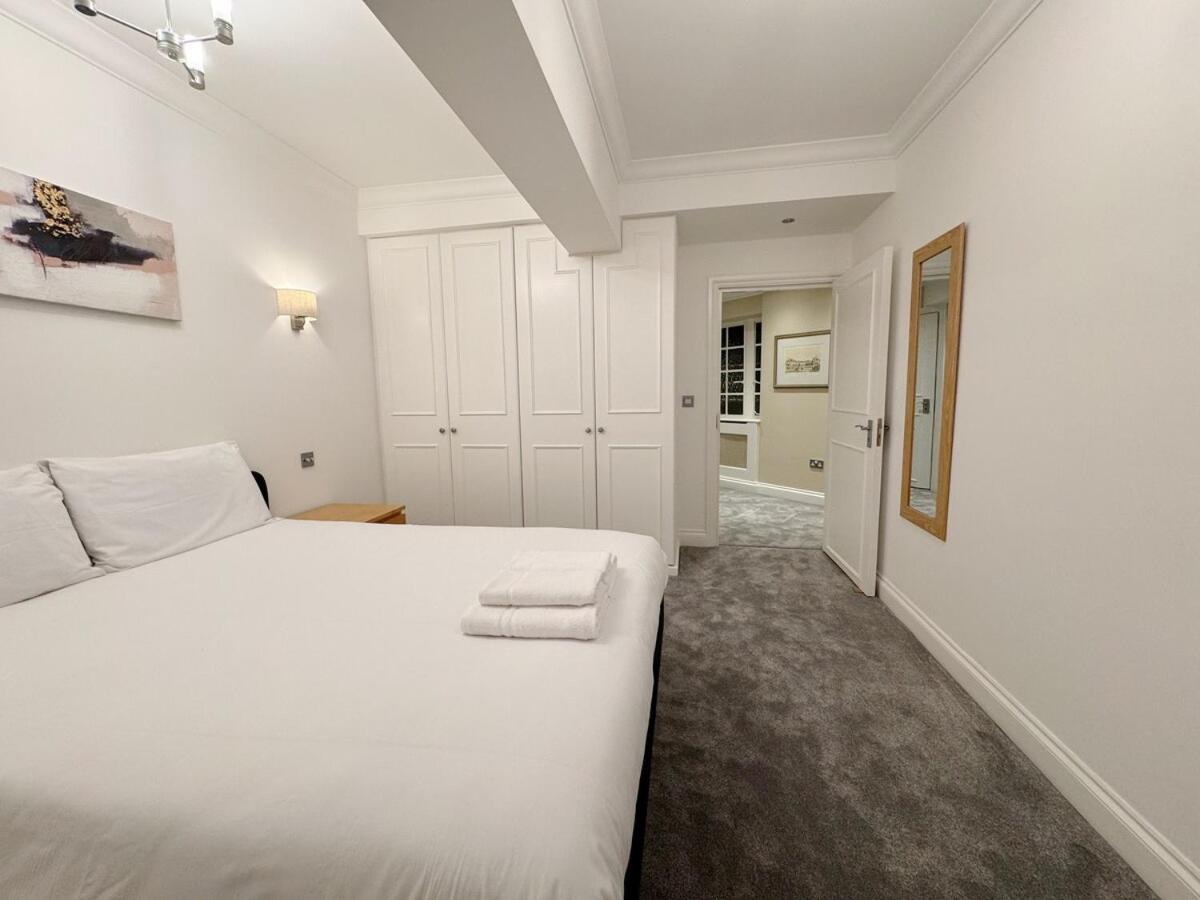 Apartment Spacious Penthouse Near Baker St London