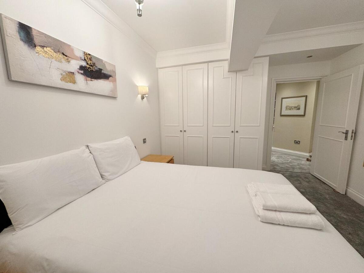 Apartment Spacious Penthouse Near Baker St London