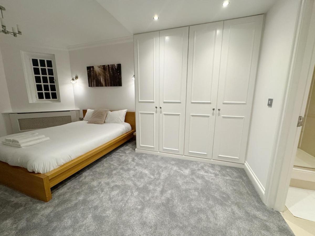 Spacious Penthouse Near Baker St Apartment London