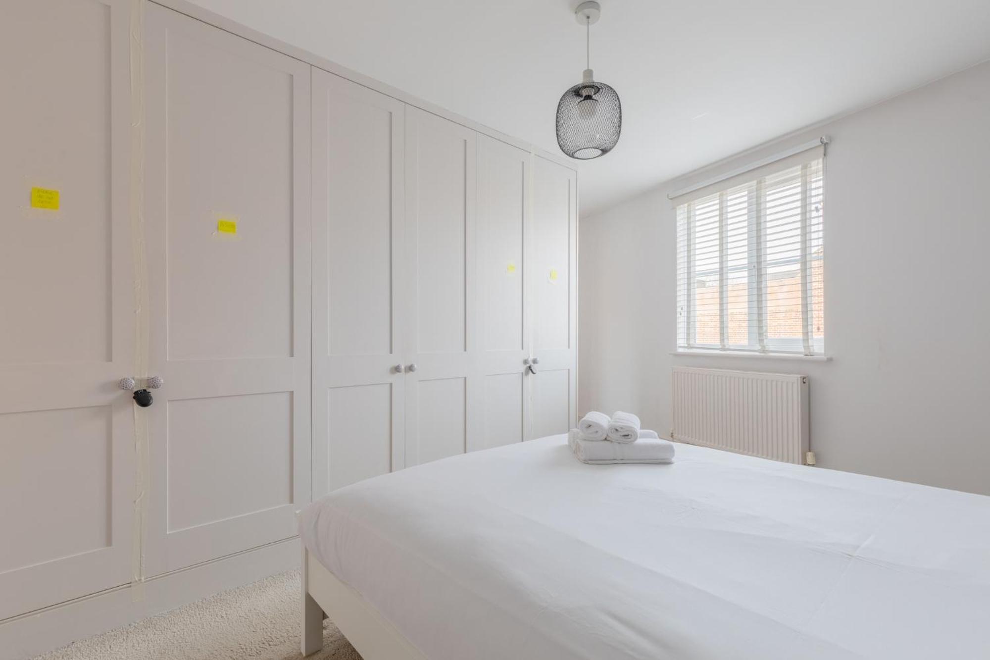 Beautifully Designed 1bd Flat Near Balham Station Apartment *