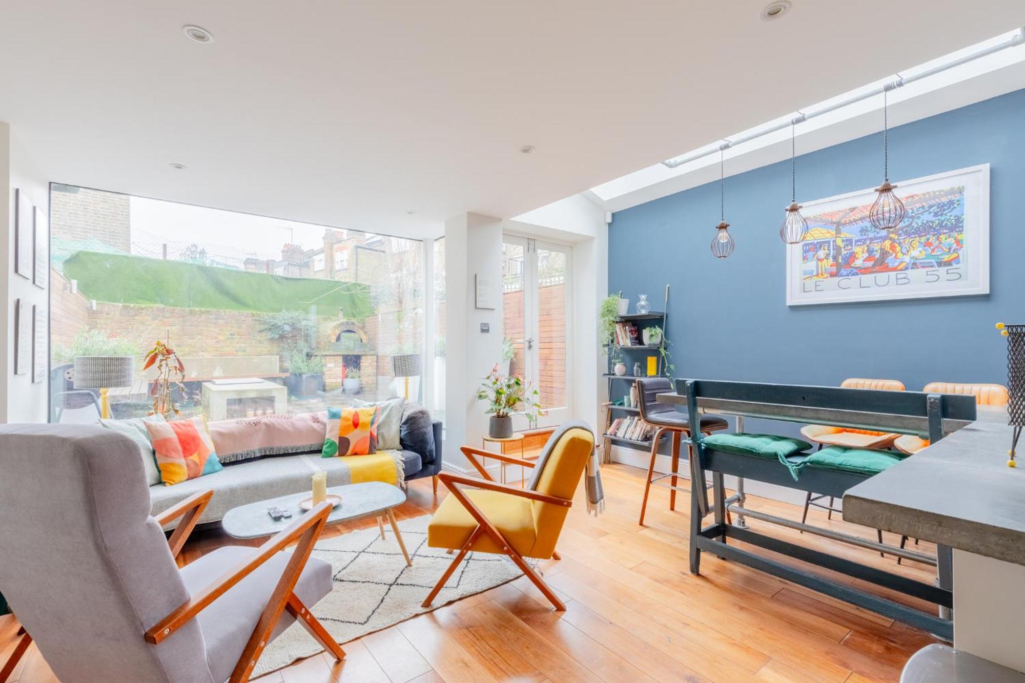 Period-chic 2bd Flat With Private Patio *