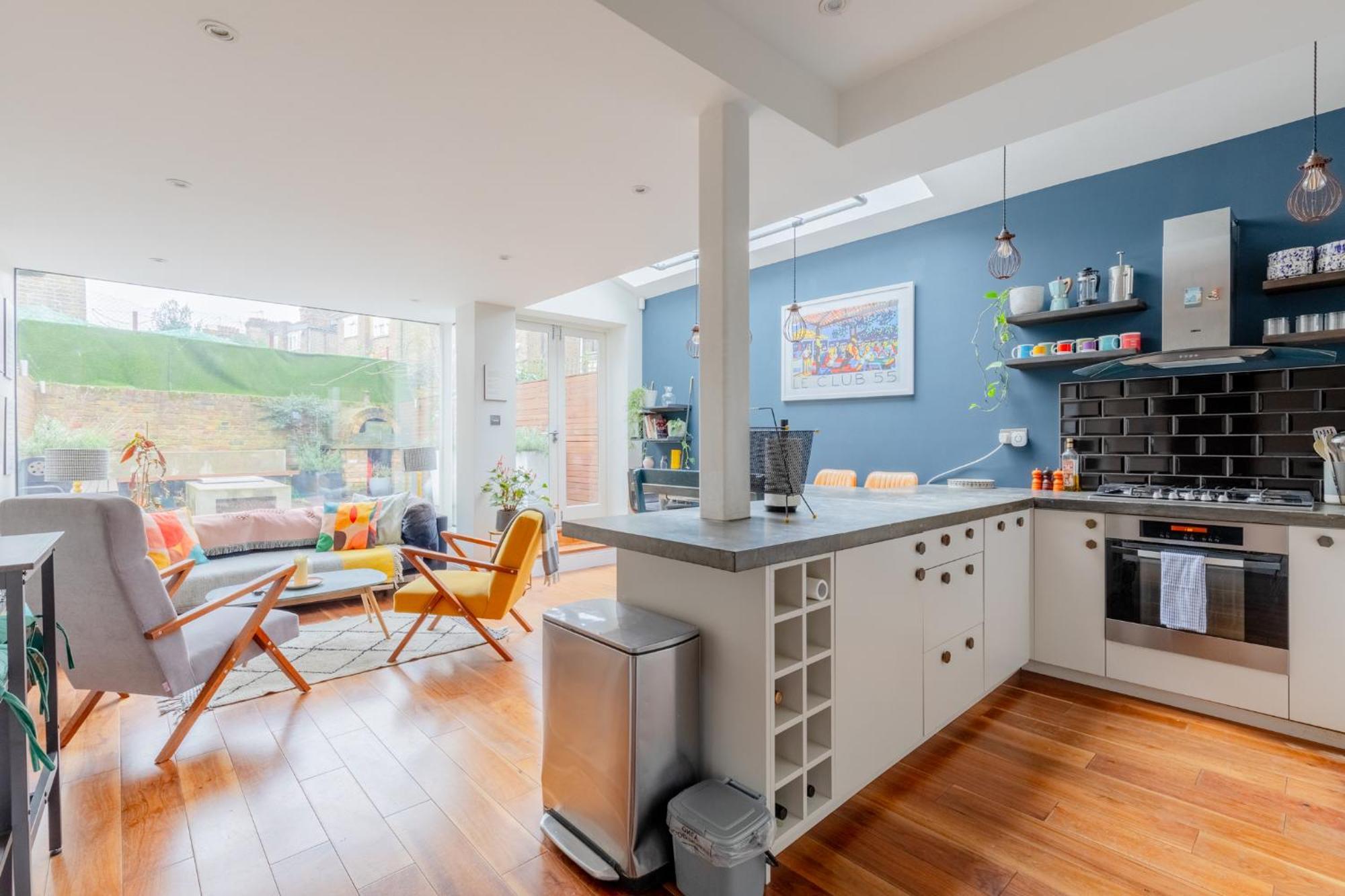 Apartment Period-chic 2bd Flat With Private Patio *