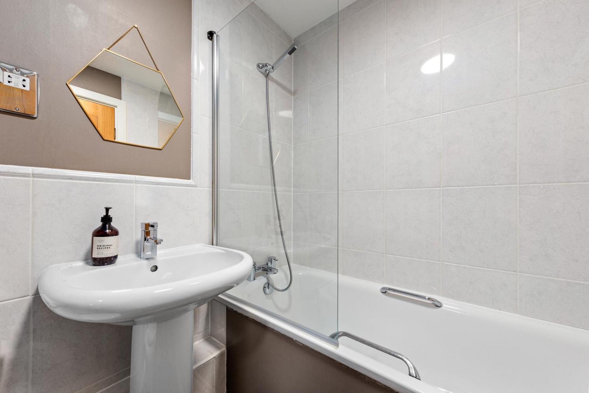 St, George Wharf Vauxhall Bridge Large 2bedrooms With River View Panoramic Balcony Appartement