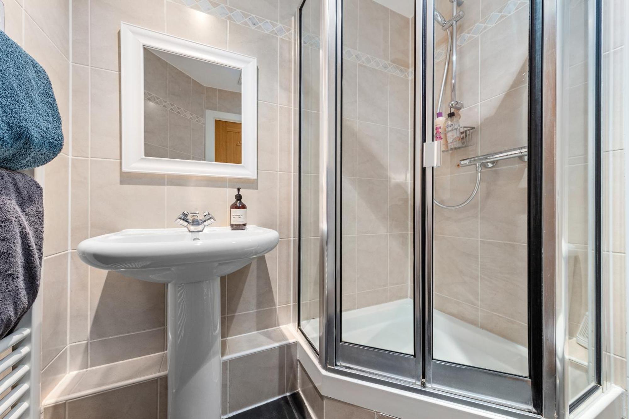 St, George Wharf Vauxhall Bridge Large 2bedrooms With River View Panoramic Balcony Appartement