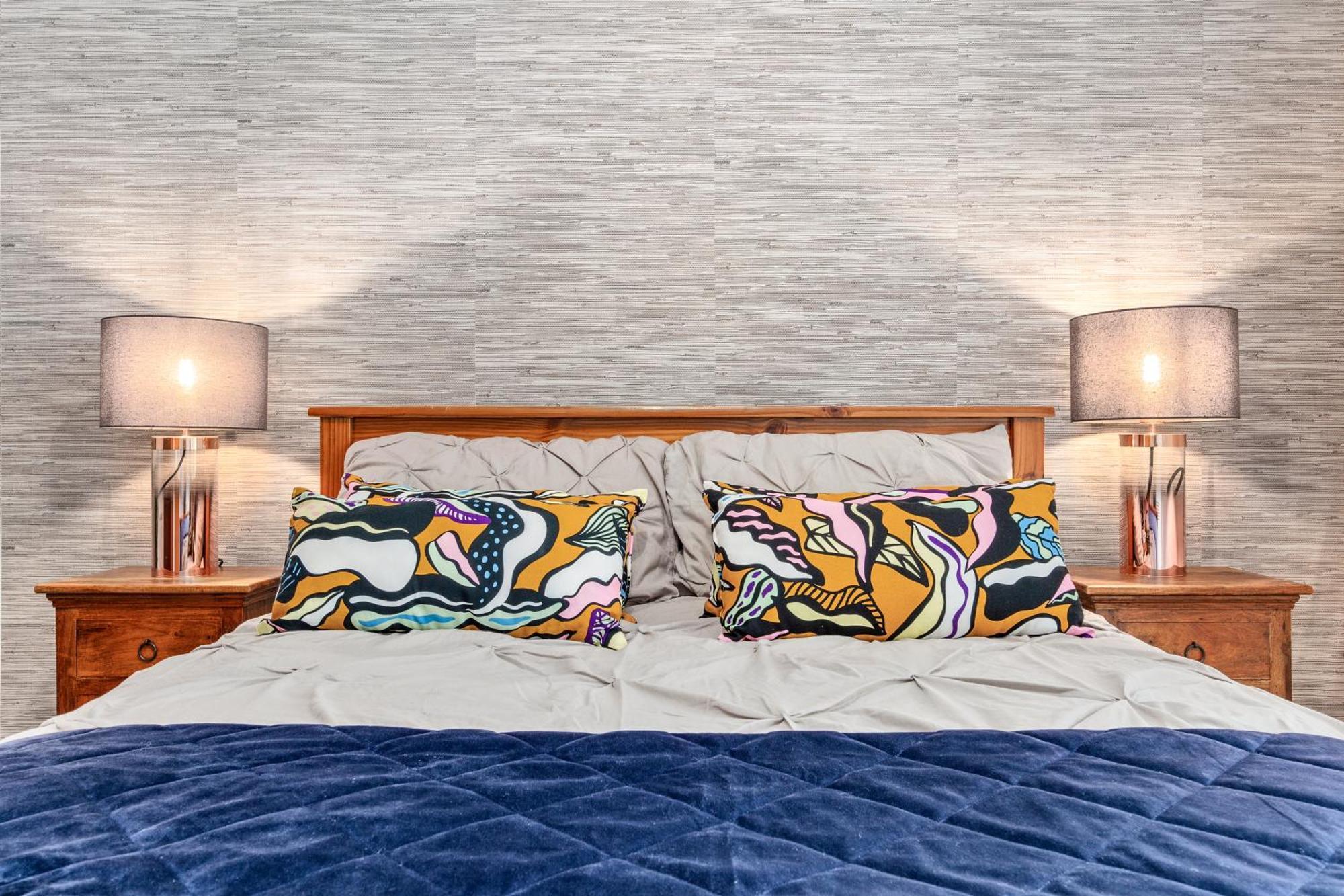 St, George Wharf Vauxhall Bridge Large 2bedrooms With River View Panoramic Balcony * Londen