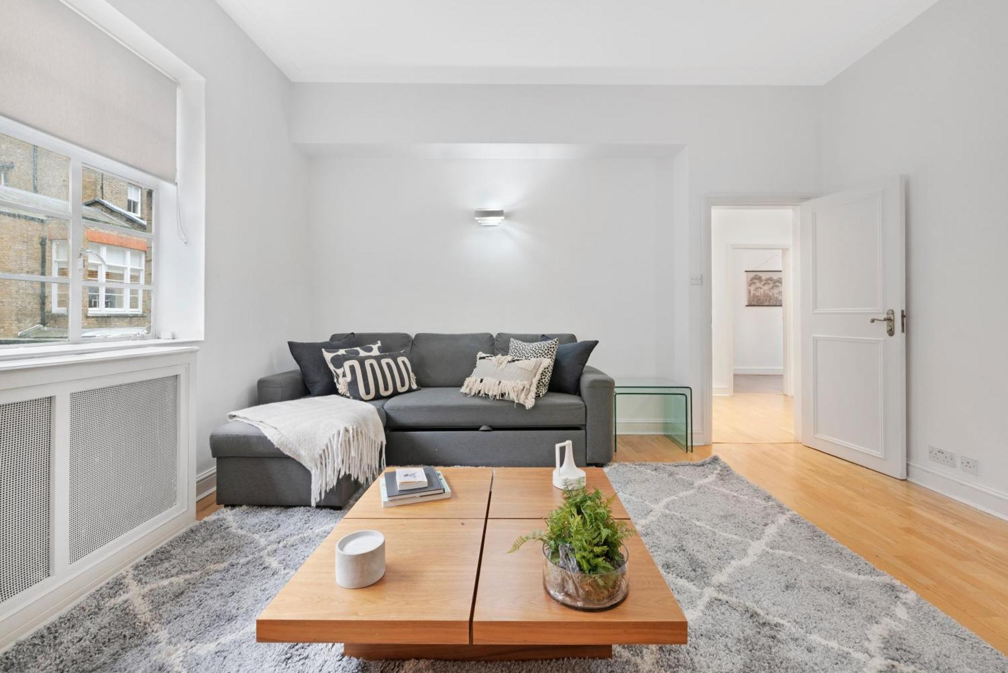 Apartment 2 Bed Apartment- Mayfair 1 *