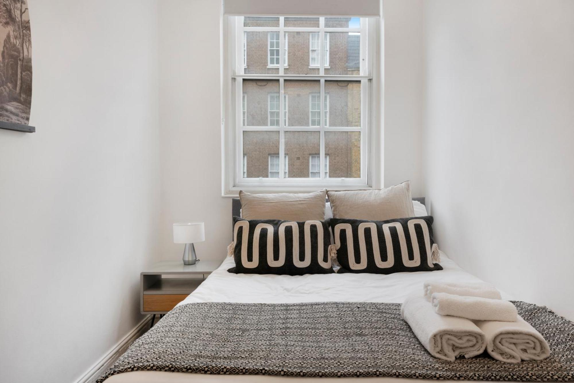 2 Bed Apartment- Mayfair 1 Apartment