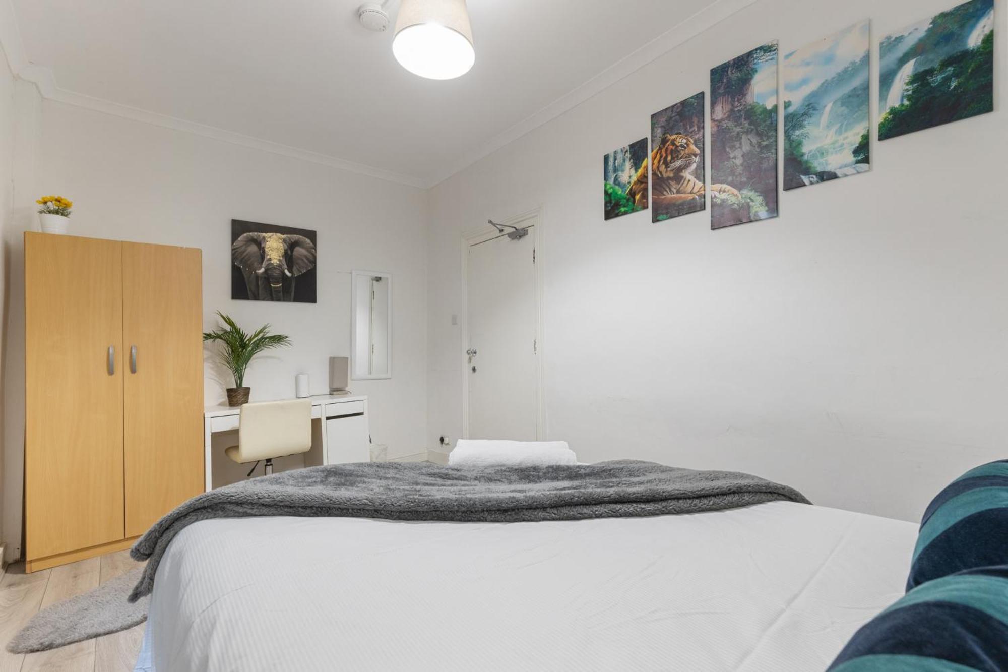 Escape - Spacious 4 Bedroom House Feriehus *